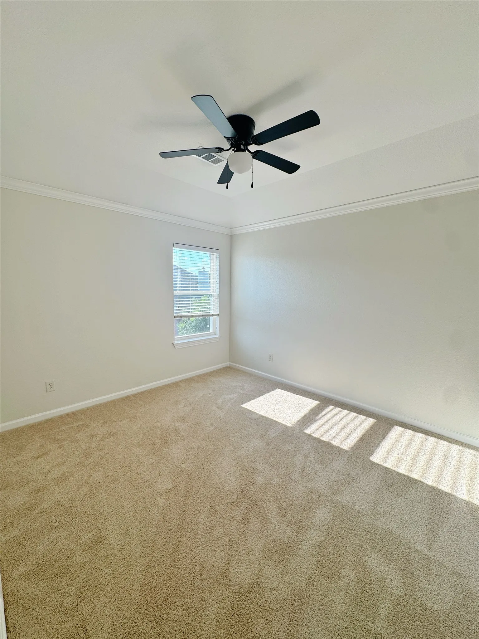 Single Family Residence For Rent in Denton County , 8339 Davis Drive, Frisco, Texas 75036, 4 Bedroom, 3 Bathroom, 2 Garage spaces, 2,663 Sqft, built in 2002, mls#21375010, Real Estate Agent in Frisco, Homes For Rent in Denton county, Homes For Rent in Frisco, Realtor in Frisco Texas, Real Estate Brokerage Independent Realty Texas, Luminita Cordes Realtor