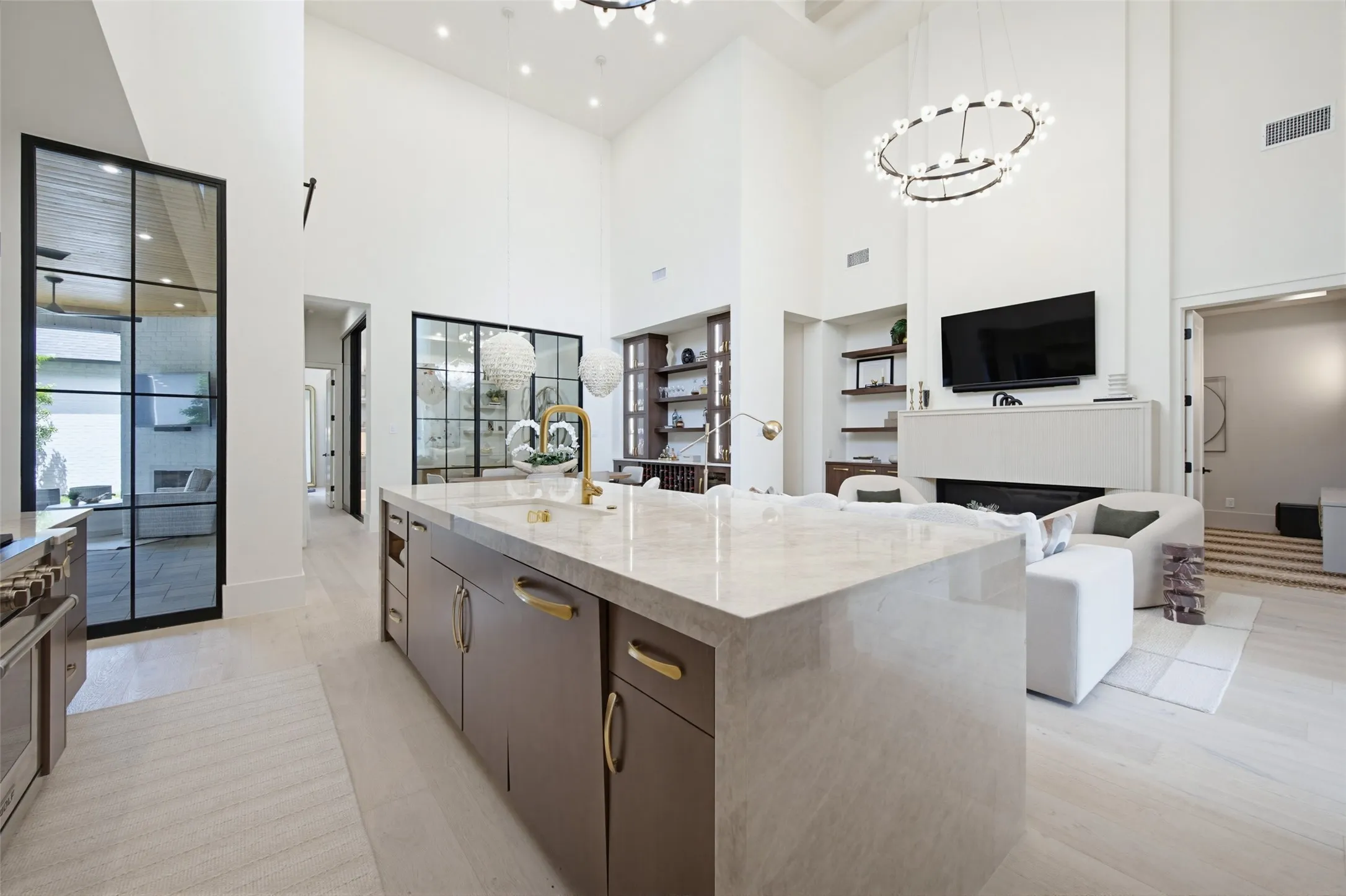 Single Family Residence For Sale in Denton County , 3240 Coral Hill Street, Frisco, Texas 75033, 4 Bedroom, 6 Bathroom, 3 Garage spaces, 3,003 Sqft, built in 2023, mls#21374997, Real Estate Agent in Frisco, Homes For Sale in Denton county, Homes For Sale in Frisco, Realtor in Frisco Texas, Real Estate Brokerage Independent Realty Texas, Luminita Cordes Realtor