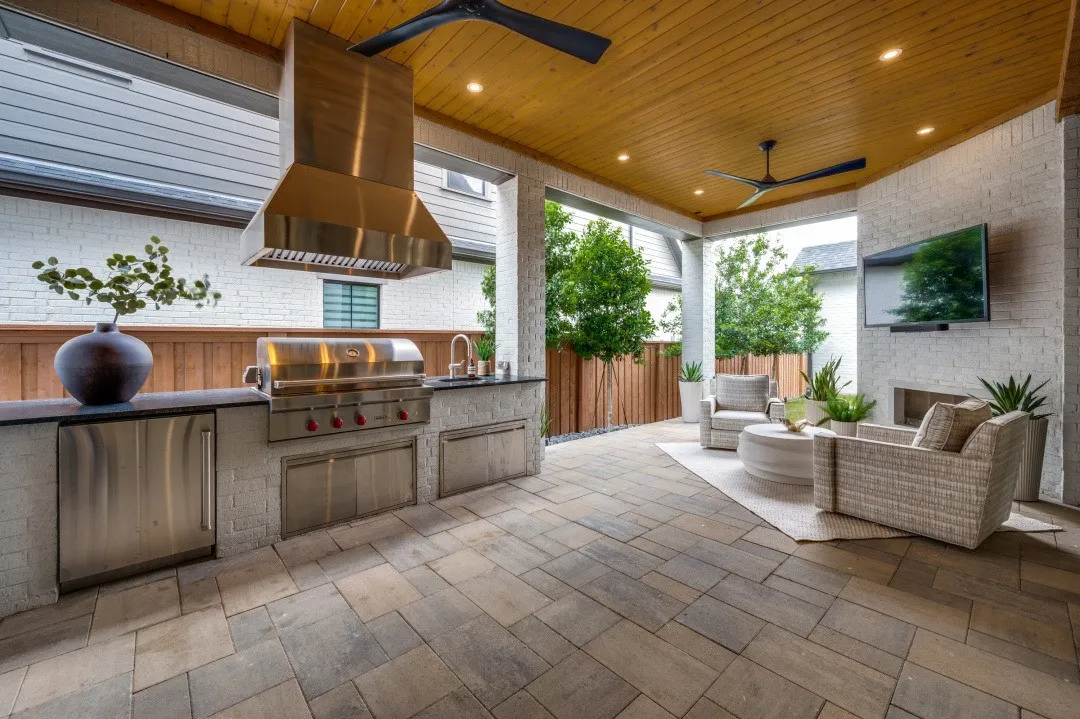 Single Family Residence For Sale in Denton County , 3240 Coral Hill Street, Frisco, Texas 75033, 4 Bedroom, 6 Bathroom, 3 Garage spaces, 3,003 Sqft, built in 2023, mls#21374997, Real Estate Agent in Frisco, Homes For Sale in Denton county, Homes For Sale in Frisco, Realtor in Frisco Texas, Real Estate Brokerage Independent Realty Texas, Luminita Cordes Realtor