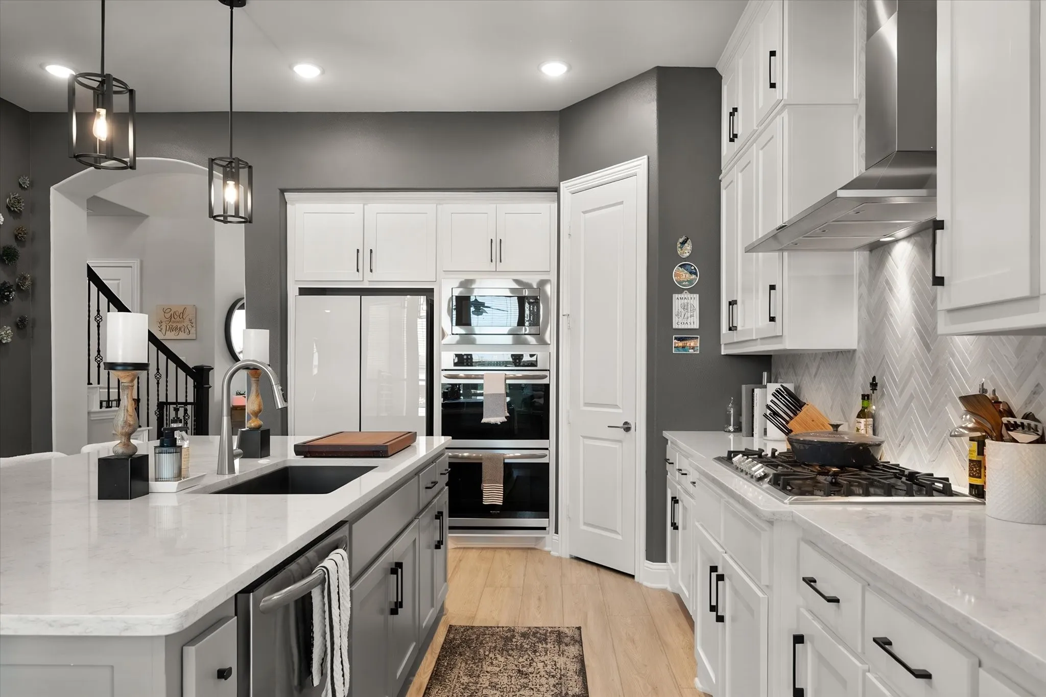 Single Family Residence For Sale in Tarrant County , 7508 Woodwheel Drive, Fort Worth, Texas 76123, 4 Bedroom, 5 Bathroom, 3 Garage spaces, 4,089 Sqft, built in 2020, mls#21373325, Real Estate Agent in Fort Worth, Homes For Sale in Tarrant county, Homes For Sale in Fort Worth, Realtor in Fort Worth Texas, Real Estate Brokerage Independent Realty Texas, Luminita Cordes Realtor
