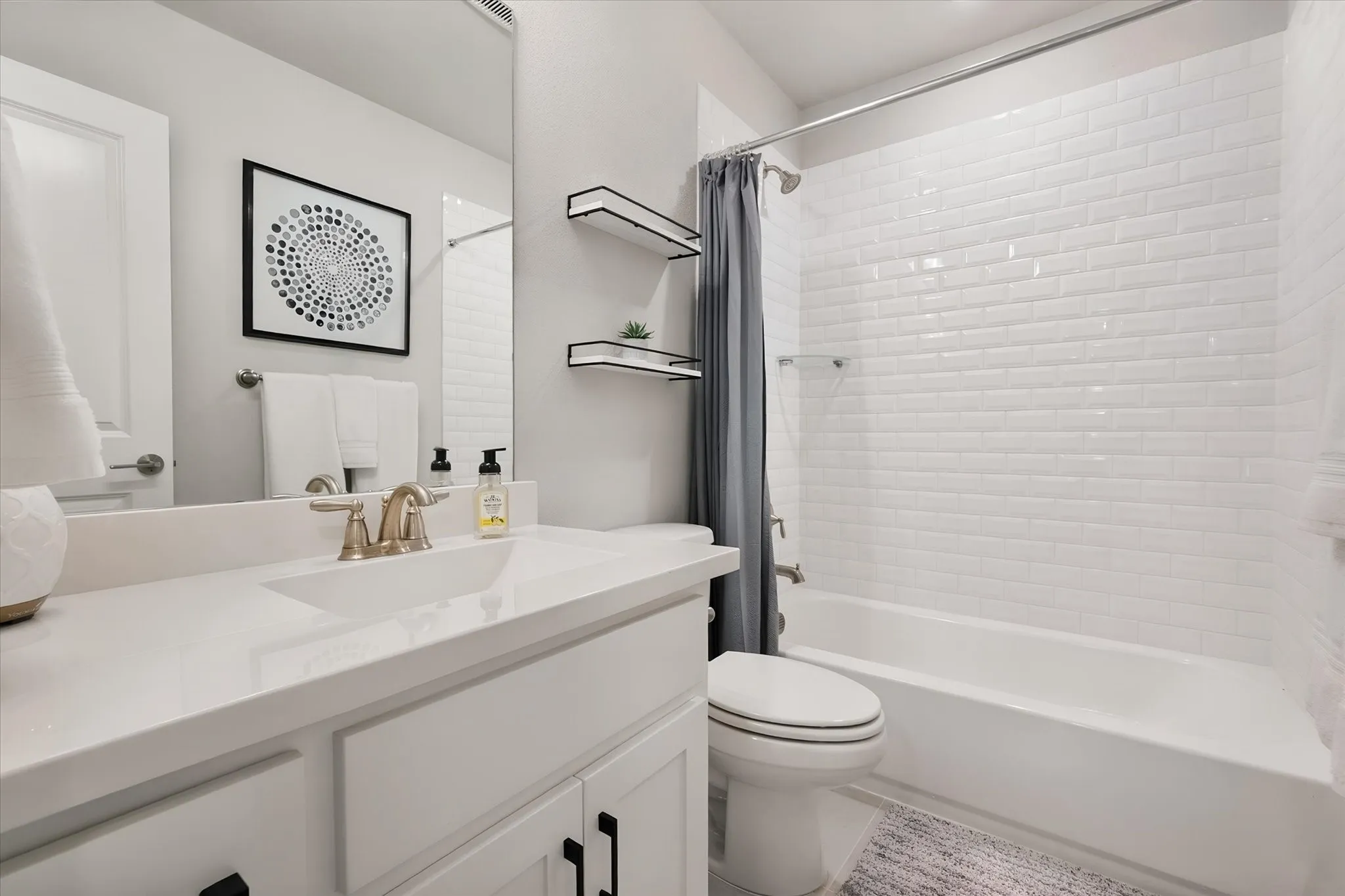 Single Family Residence For Sale in Tarrant County , 7508 Woodwheel Drive, Fort Worth, Texas 76123, 4 Bedroom, 5 Bathroom, 3 Garage spaces, 4,089 Sqft, built in 2020, mls#21373325, Real Estate Agent in Fort Worth, Homes For Sale in Tarrant county, Homes For Sale in Fort Worth, Realtor in Fort Worth Texas, Real Estate Brokerage Independent Realty Texas, Luminita Cordes Realtor