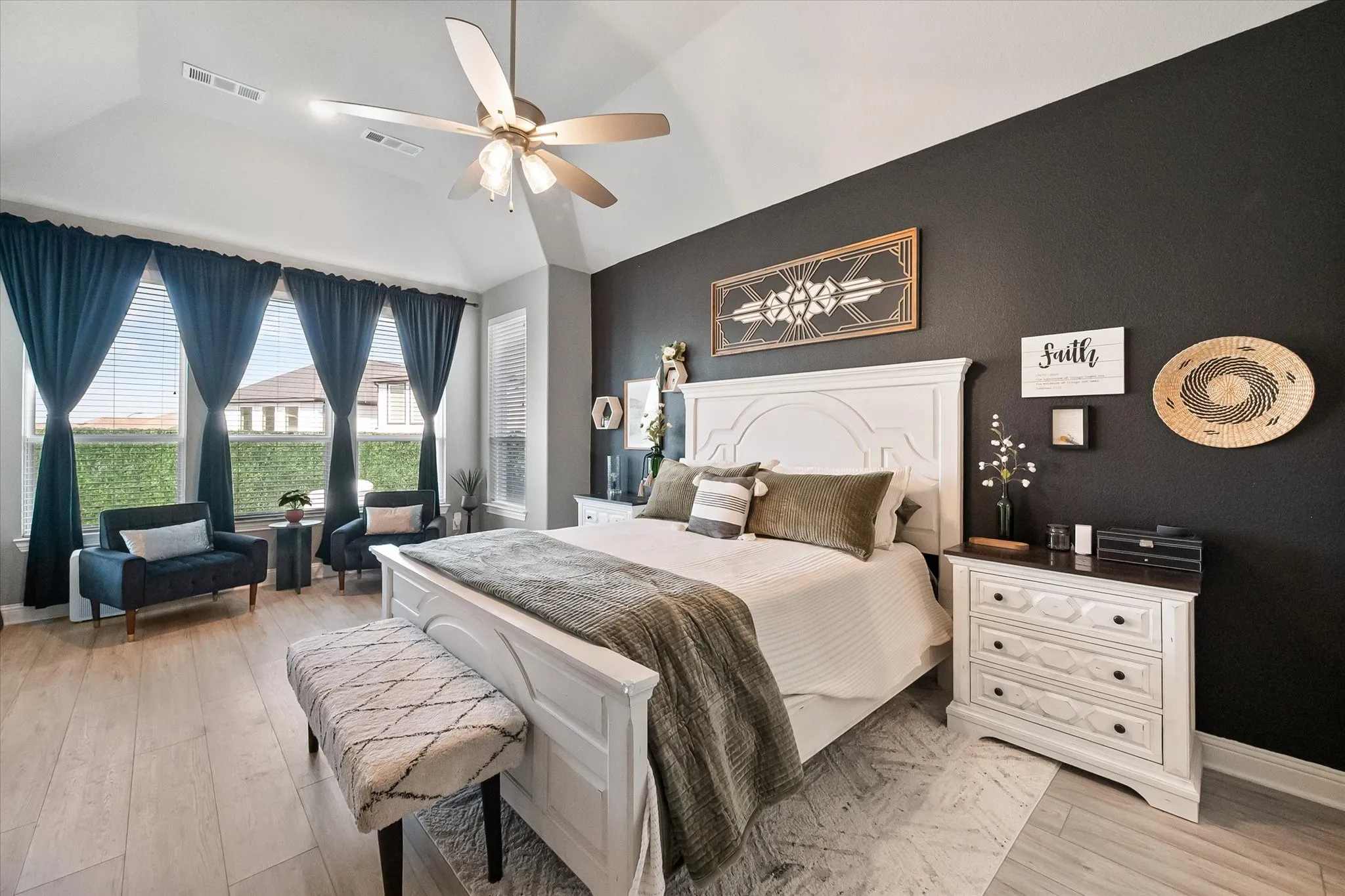 Single Family Residence For Sale in Tarrant County , 7508 Woodwheel Drive, Fort Worth, Texas 76123, 4 Bedroom, 5 Bathroom, 3 Garage spaces, 4,089 Sqft, built in 2020, mls#21373325, Real Estate Agent in Fort Worth, Homes For Sale in Tarrant county, Homes For Sale in Fort Worth, Realtor in Fort Worth Texas, Real Estate Brokerage Independent Realty Texas, Luminita Cordes Realtor
