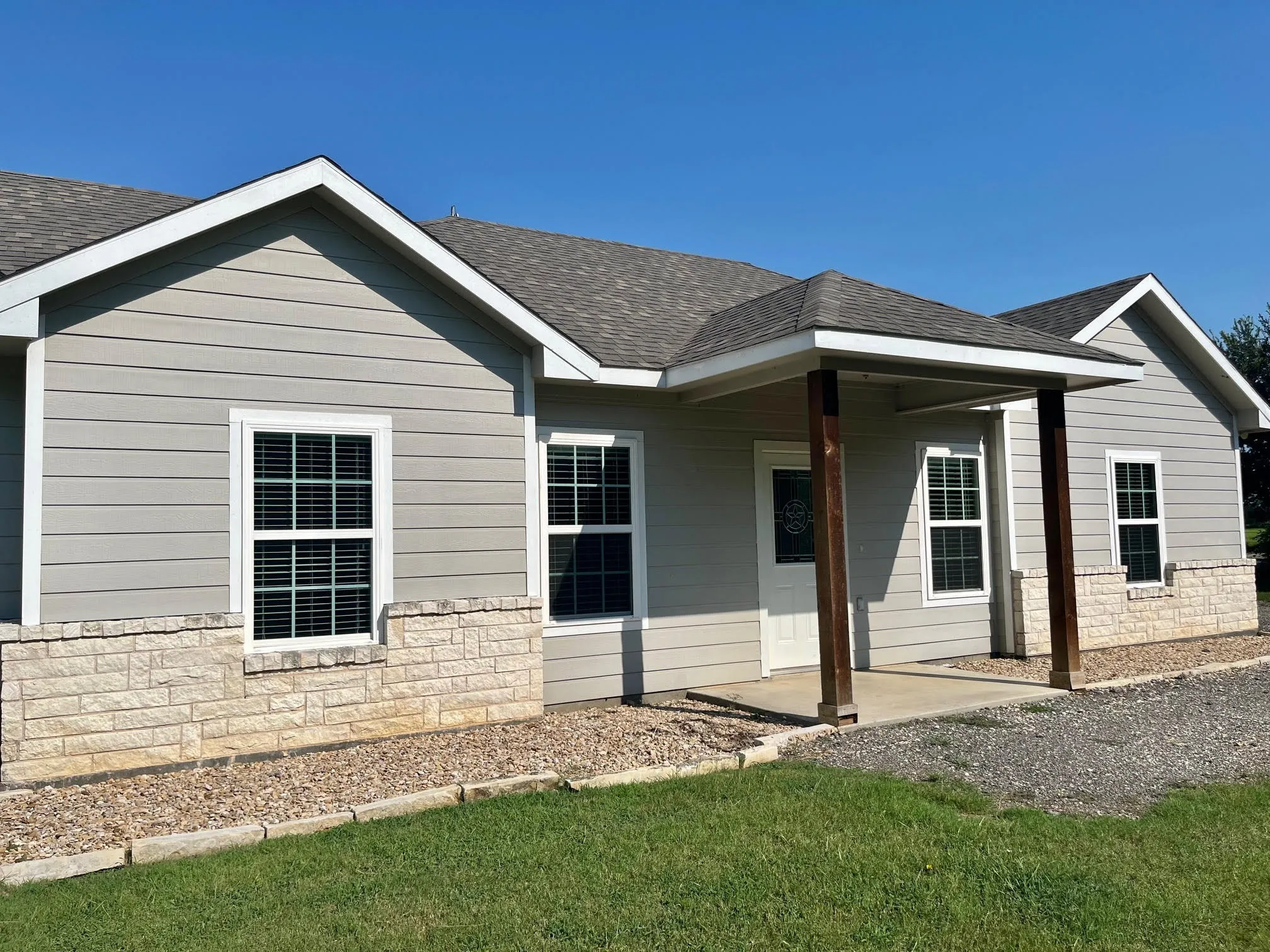 Duplex For Rent in Johnson County , 2332 County Road 314, Cleburne, Texas 76031, 3 Bedroom, 2 Bathroom, Garage spaces, 1,302 Sqft, built in 2018, mls#21368896, Real Estate Agent in Cleburne, Homes For Rent in Johnson county, Homes For Rent in Cleburne, Realtor in Cleburne Texas, Real Estate Brokerage Independent Realty Texas, Luminita Cordes Realtor
