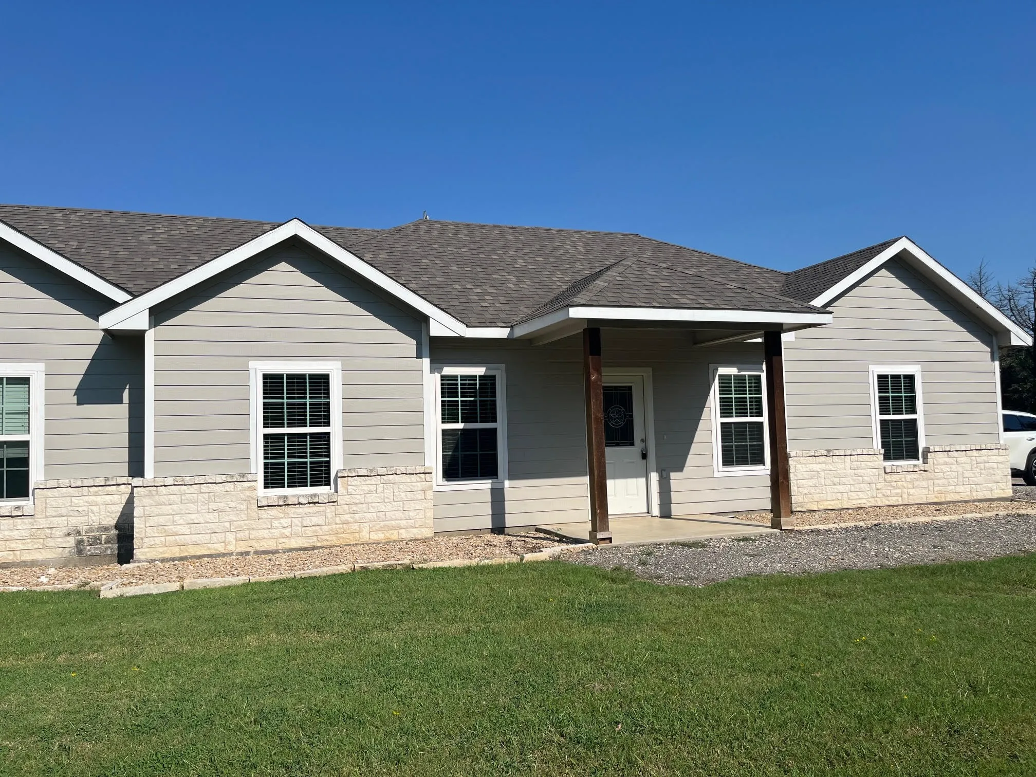 Duplex For Rent in Johnson County , 2332 County Road 314, Cleburne, Texas 76031, 3 Bedroom, 2 Bathroom, Garage spaces, 1,302 Sqft, built in 2018, mls#21368896, Real Estate Agent in Cleburne, Homes For Rent in Johnson county, Homes For Rent in Cleburne, Realtor in Cleburne Texas, Real Estate Brokerage Independent Realty Texas, Luminita Cordes Realtor