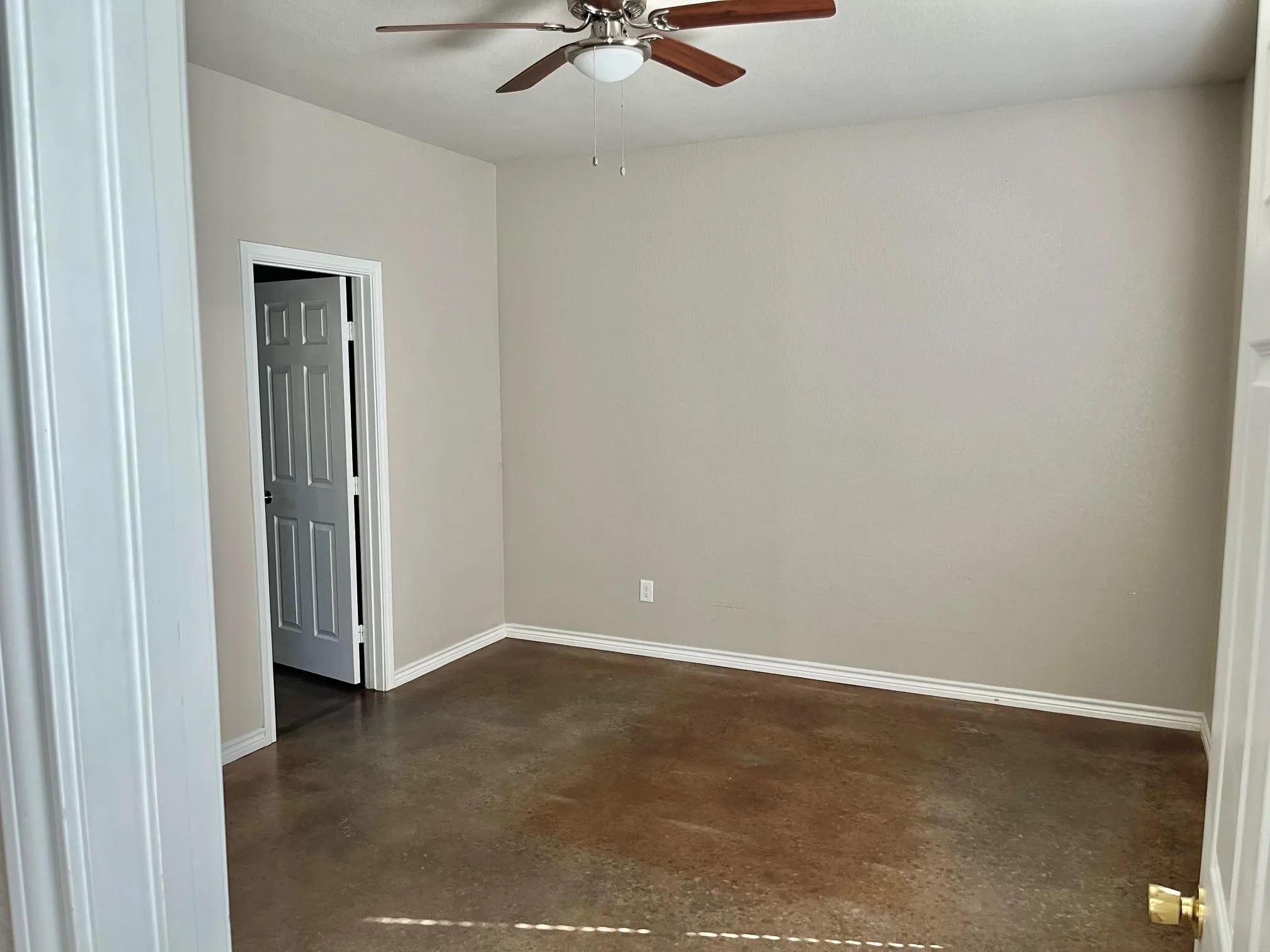 Duplex For Rent in Johnson County , 2332 County Road 314, Cleburne, Texas 76031, 3 Bedroom, 2 Bathroom, Garage spaces, 1,302 Sqft, built in 2018, mls#21368896, Real Estate Agent in Cleburne, Homes For Rent in Johnson county, Homes For Rent in Cleburne, Realtor in Cleburne Texas, Real Estate Brokerage Independent Realty Texas, Luminita Cordes Realtor