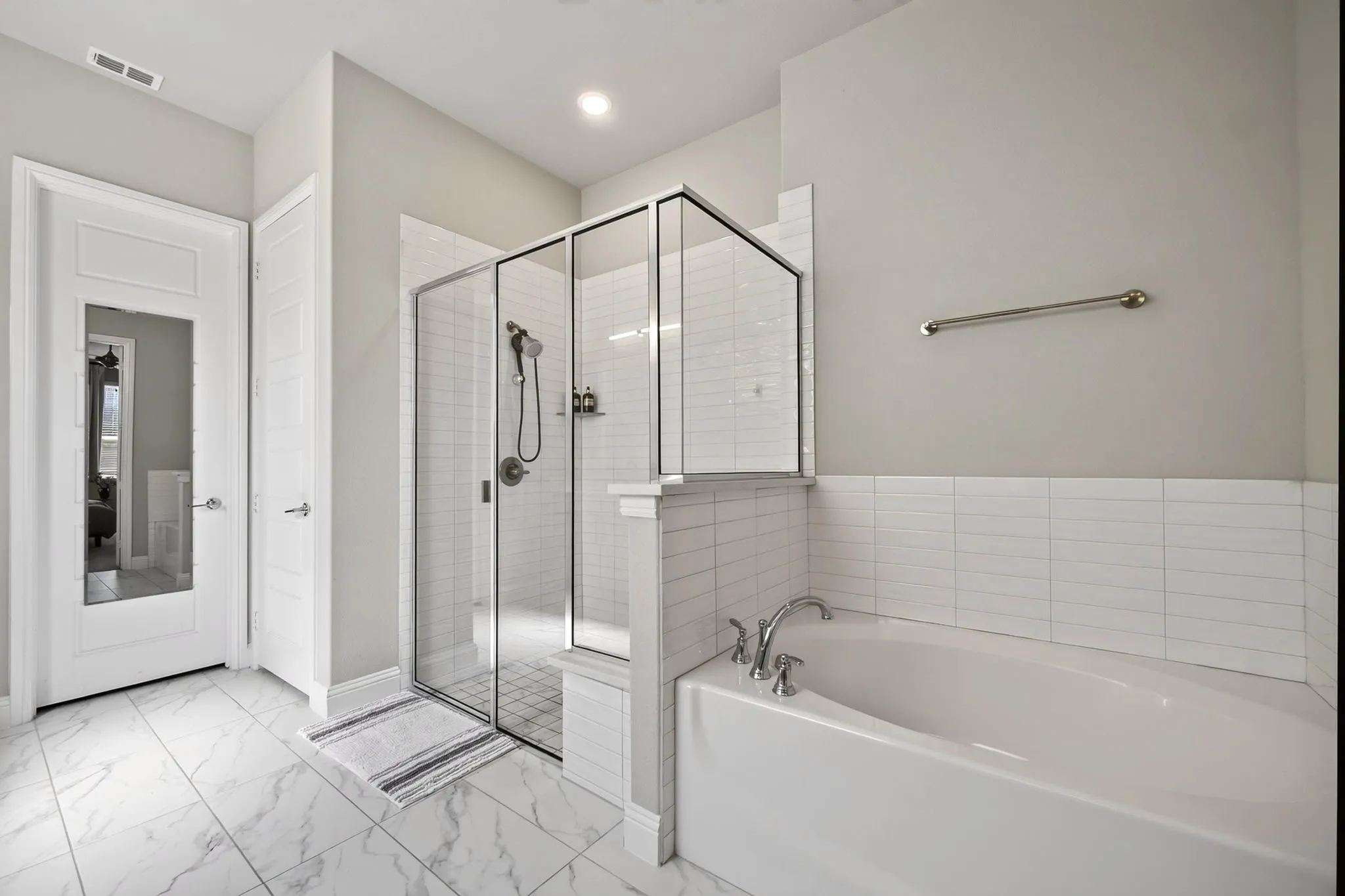 Single Family Residence For Sale in Collin County , 7503 Switchgrass Road, Frisco, Texas 75033, 5 Bedroom, 4 Bathroom, 3 Garage spaces, 4,101 Sqft, built in 2021, mls#21371161, Real Estate Agent in Frisco, Homes For Sale in Collin county, Homes For Sale in Frisco, Realtor in Frisco Texas, Real Estate Brokerage Independent Realty Texas, Luminita Cordes Realtor