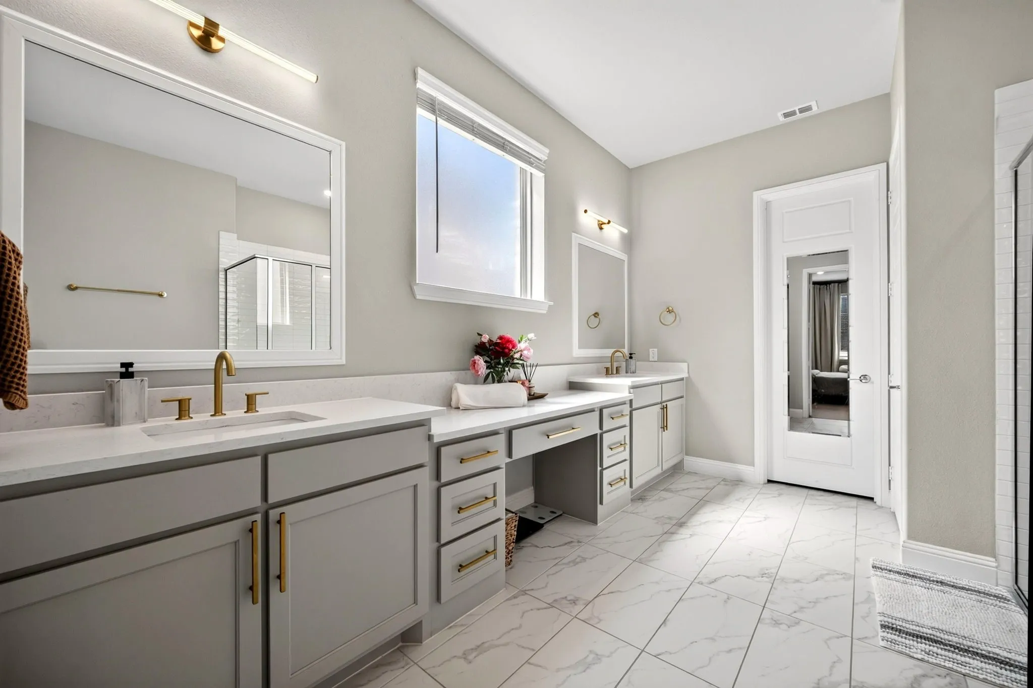 Single Family Residence For Sale in Collin County , 7503 Switchgrass Road, Frisco, Texas 75033, 5 Bedroom, 4 Bathroom, 3 Garage spaces, 4,101 Sqft, built in 2021, mls#21371161, Real Estate Agent in Frisco, Homes For Sale in Collin county, Homes For Sale in Frisco, Realtor in Frisco Texas, Real Estate Brokerage Independent Realty Texas, Luminita Cordes Realtor