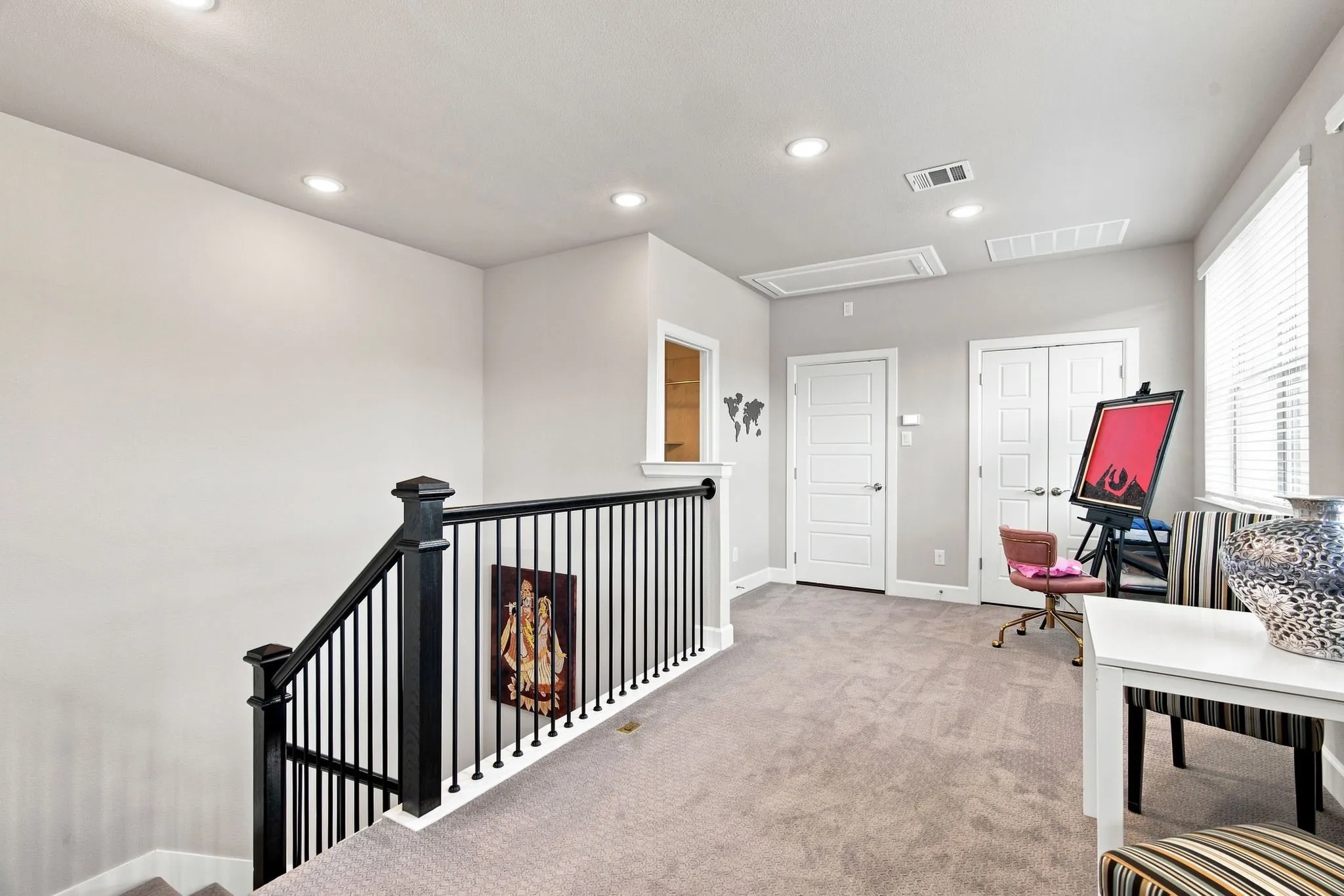 Single Family Residence For Sale in Dallas County , 616 Aspen Valley Lane, Dallas, Texas 75208, 3 Bedroom, 4 Bathroom, 2 Garage spaces, 2,636 Sqft, built in 2020, mls#21374612, Real Estate Agent in Dallas, Homes For Sale in Dallas county, Homes For Sale in Dallas, Realtor in Dallas Texas, Real Estate Brokerage Independent Realty Texas, Luminita Cordes Realtor