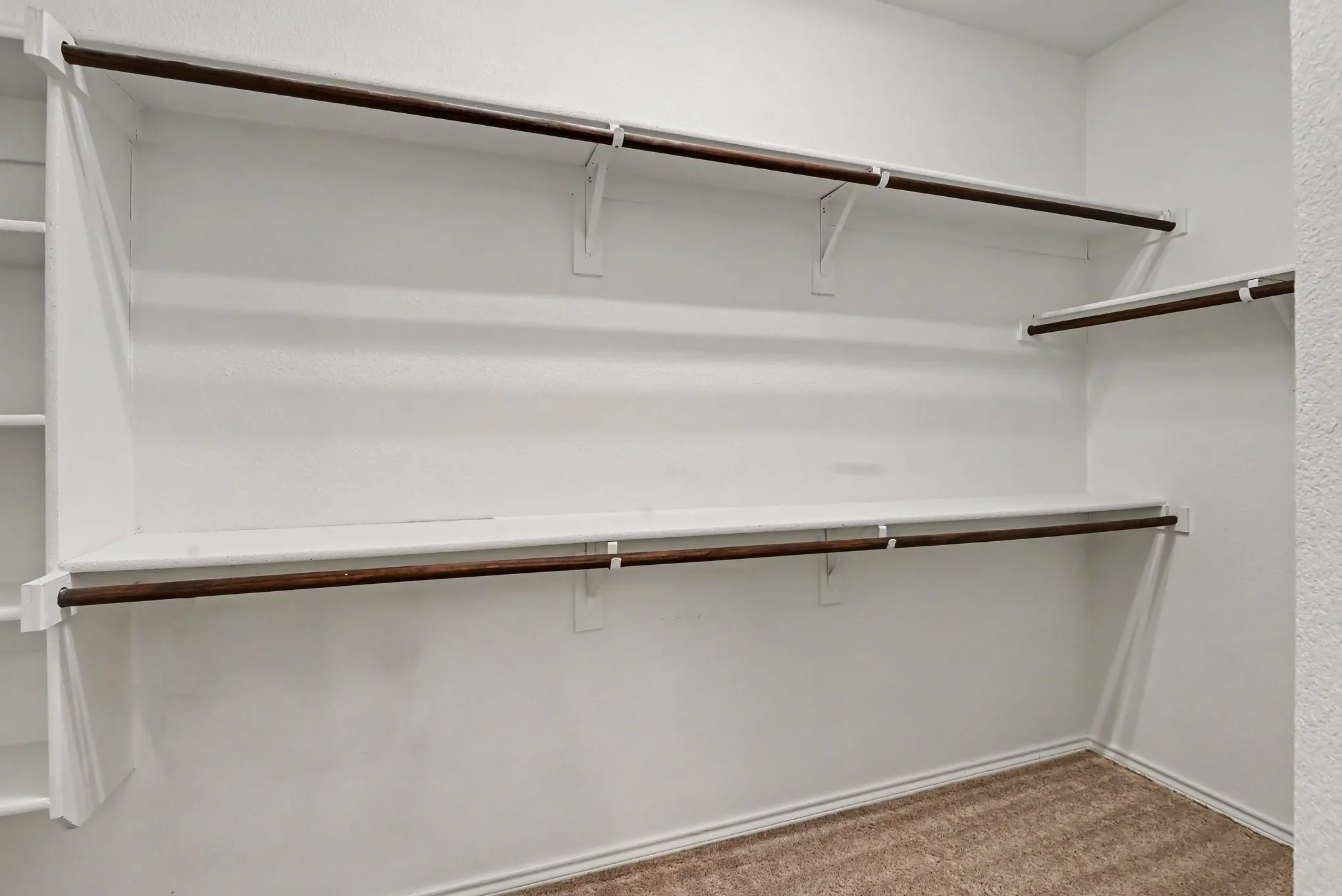 Single Family Residence For Sale in Parker County , 1232 Scott Drive, Weatherford, Texas 76087, 3 Bedroom, 2 Bathroom, 2 Garage spaces, 1,823 Sqft, built in 2016, mls#21374439, Real Estate Agent in Weatherford, Homes For Sale in Parker county, Homes For Sale in Weatherford, Realtor in Weatherford Texas, Real Estate Brokerage Independent Realty Texas, Luminita Cordes Realtor