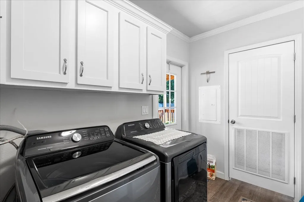 Manufactured Home For Sale in Henderson County , 1034 Pleasant Drive, Kemp, Texas 75143, 2 Bedroom, 2 Bathroom, Garage spaces, 840 Sqft, built in 2022, mls#21375000, Real Estate Agent in Kemp, Homes For Sale in Henderson county, Homes For Sale in Kemp, Realtor in Kemp Texas, Real Estate Brokerage Independent Realty Texas, Luminita Cordes Realtor