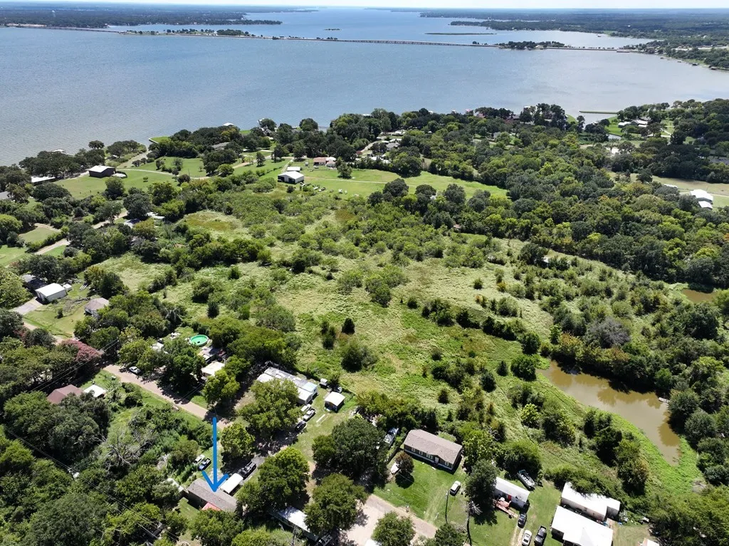 Manufactured Home For Sale in Henderson County , 1034 Pleasant Drive, Kemp, Texas 75143, 2 Bedroom, 2 Bathroom, Garage spaces, 840 Sqft, built in 2022, mls#21375000, Real Estate Agent in Kemp, Homes For Sale in Henderson county, Homes For Sale in Kemp, Realtor in Kemp Texas, Real Estate Brokerage Independent Realty Texas, Luminita Cordes Realtor