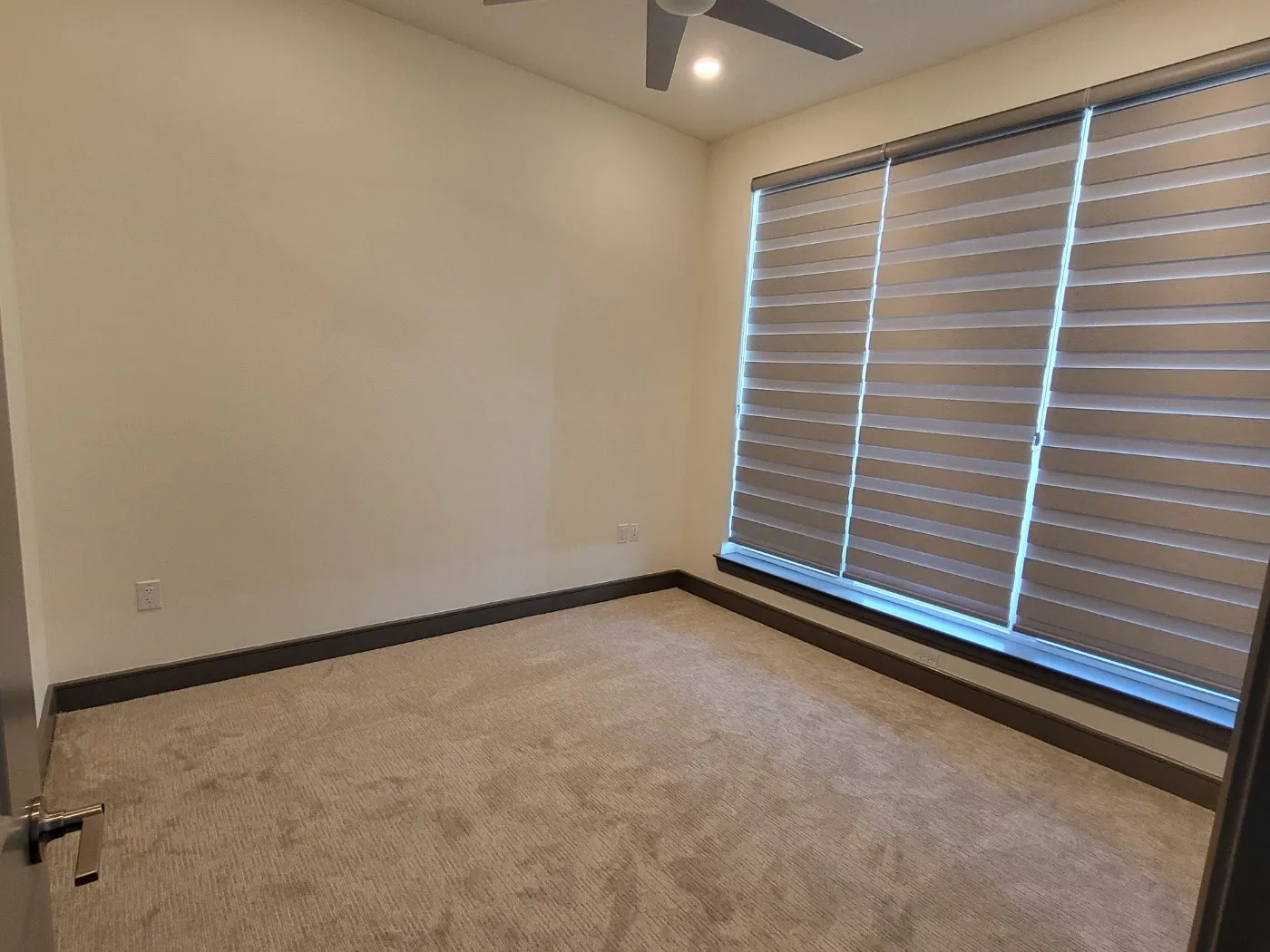 Condominium For Rent in Dallas County , 2700 Old Denton Road 4447, Carrollton, Texas 75007, 2 Bedroom, 2 Bathroom, Garage spaces, 1,025 Sqft, built in 2023, mls#21373739, Real Estate Agent in Carrollton, Homes For Rent in Dallas county, Homes For Rent in Carrollton, Realtor in Carrollton Texas, Real Estate Brokerage Independent Realty Texas, Luminita Cordes Realtor