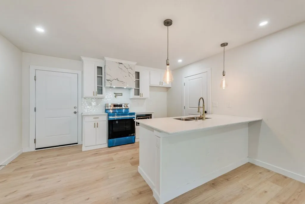 Single Family Residence For Sale in Tarrant County , 312 Calgary Road, Azle, Texas 76020, 4 Bedroom, 2 Bathroom, 2 Garage spaces, 1,734 Sqft, built in 2026, mls#21375036, Real Estate Agent in Azle, Homes For Sale in Tarrant county, Homes For Sale in Azle, Realtor in Azle Texas, Real Estate Brokerage Independent Realty Texas, Luminita Cordes Realtor