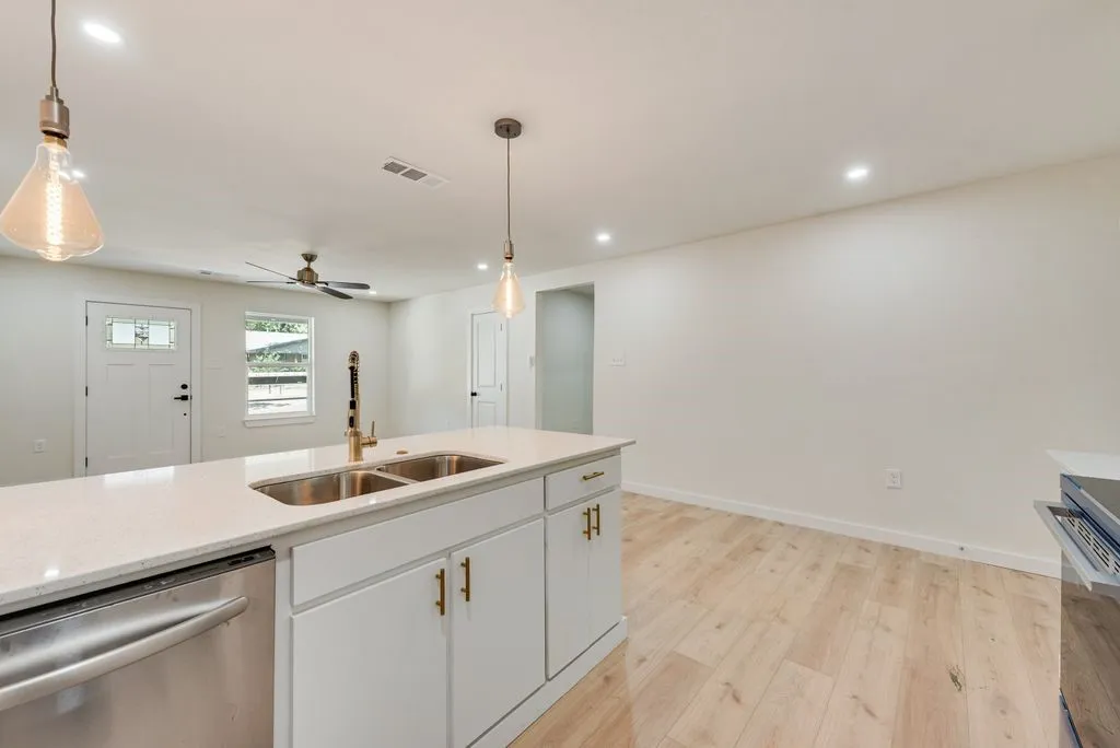 Single Family Residence For Sale in Tarrant County , 312 Calgary Road, Azle, Texas 76020, 4 Bedroom, 2 Bathroom, 2 Garage spaces, 1,734 Sqft, built in 2026, mls#21375036, Real Estate Agent in Azle, Homes For Sale in Tarrant county, Homes For Sale in Azle, Realtor in Azle Texas, Real Estate Brokerage Independent Realty Texas, Luminita Cordes Realtor