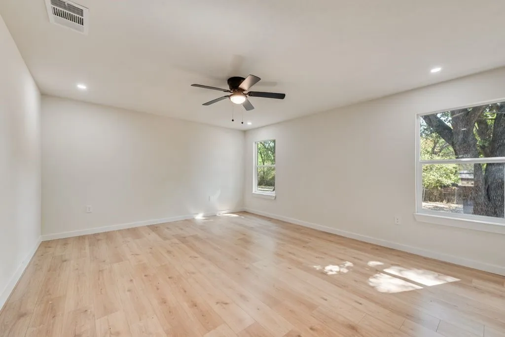 Single Family Residence For Sale in Tarrant County , 312 Calgary Road, Azle, Texas 76020, 4 Bedroom, 2 Bathroom, 2 Garage spaces, 1,734 Sqft, built in 2026, mls#21375036, Real Estate Agent in Azle, Homes For Sale in Tarrant county, Homes For Sale in Azle, Realtor in Azle Texas, Real Estate Brokerage Independent Realty Texas, Luminita Cordes Realtor