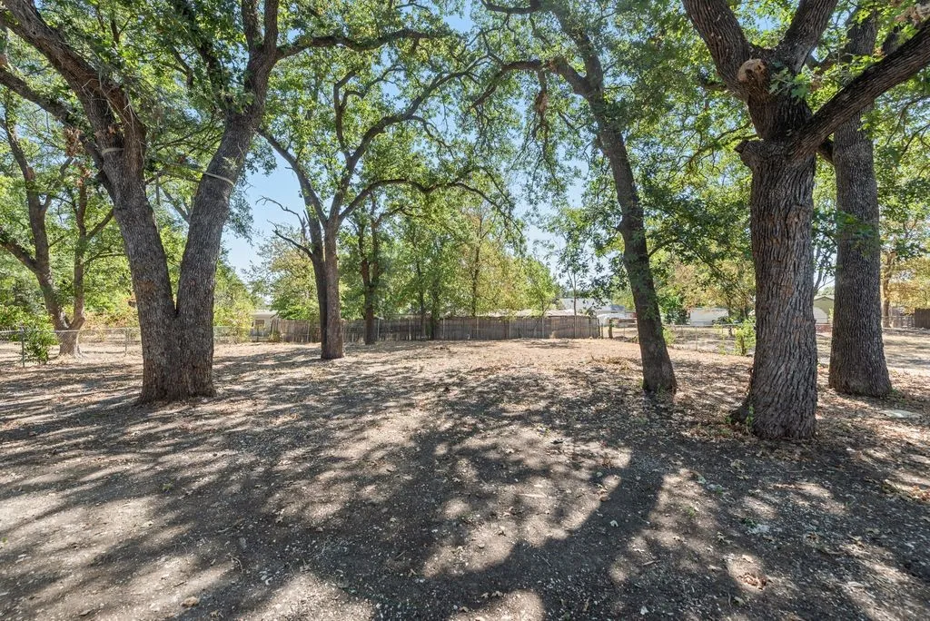 Single Family Residence For Sale in Tarrant County , 312 Calgary Road, Azle, Texas 76020, 4 Bedroom, 2 Bathroom, 2 Garage spaces, 1,734 Sqft, built in 2026, mls#21375036, Real Estate Agent in Azle, Homes For Sale in Tarrant county, Homes For Sale in Azle, Realtor in Azle Texas, Real Estate Brokerage Independent Realty Texas, Luminita Cordes Realtor