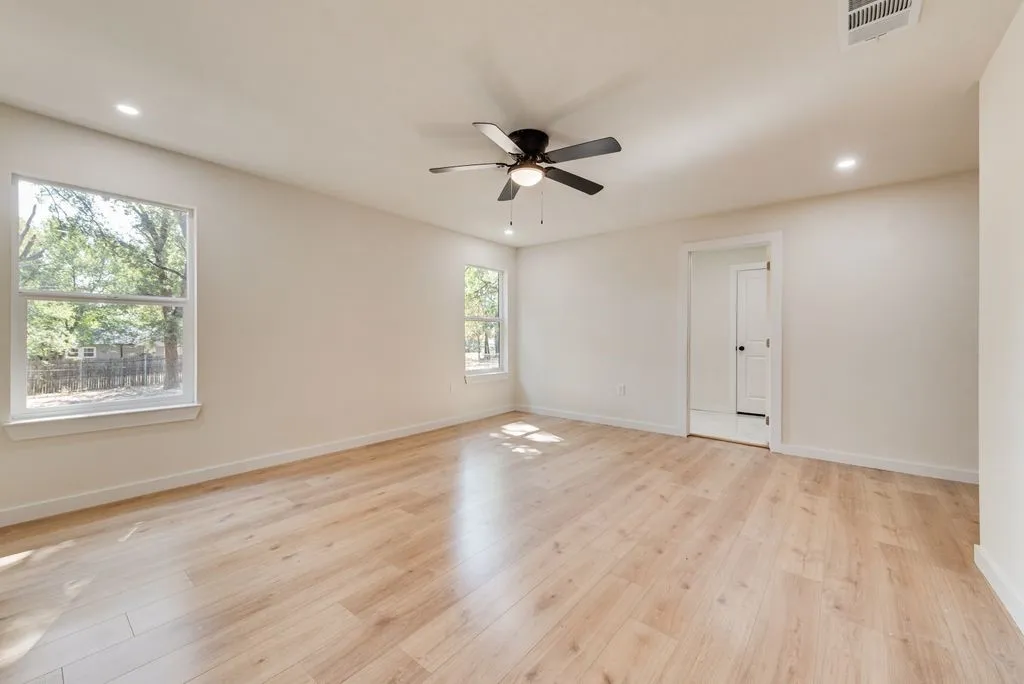 Single Family Residence For Sale in Tarrant County , 312 Calgary Road, Azle, Texas 76020, 4 Bedroom, 2 Bathroom, 2 Garage spaces, 1,734 Sqft, built in 2026, mls#21375036, Real Estate Agent in Azle, Homes For Sale in Tarrant county, Homes For Sale in Azle, Realtor in Azle Texas, Real Estate Brokerage Independent Realty Texas, Luminita Cordes Realtor
