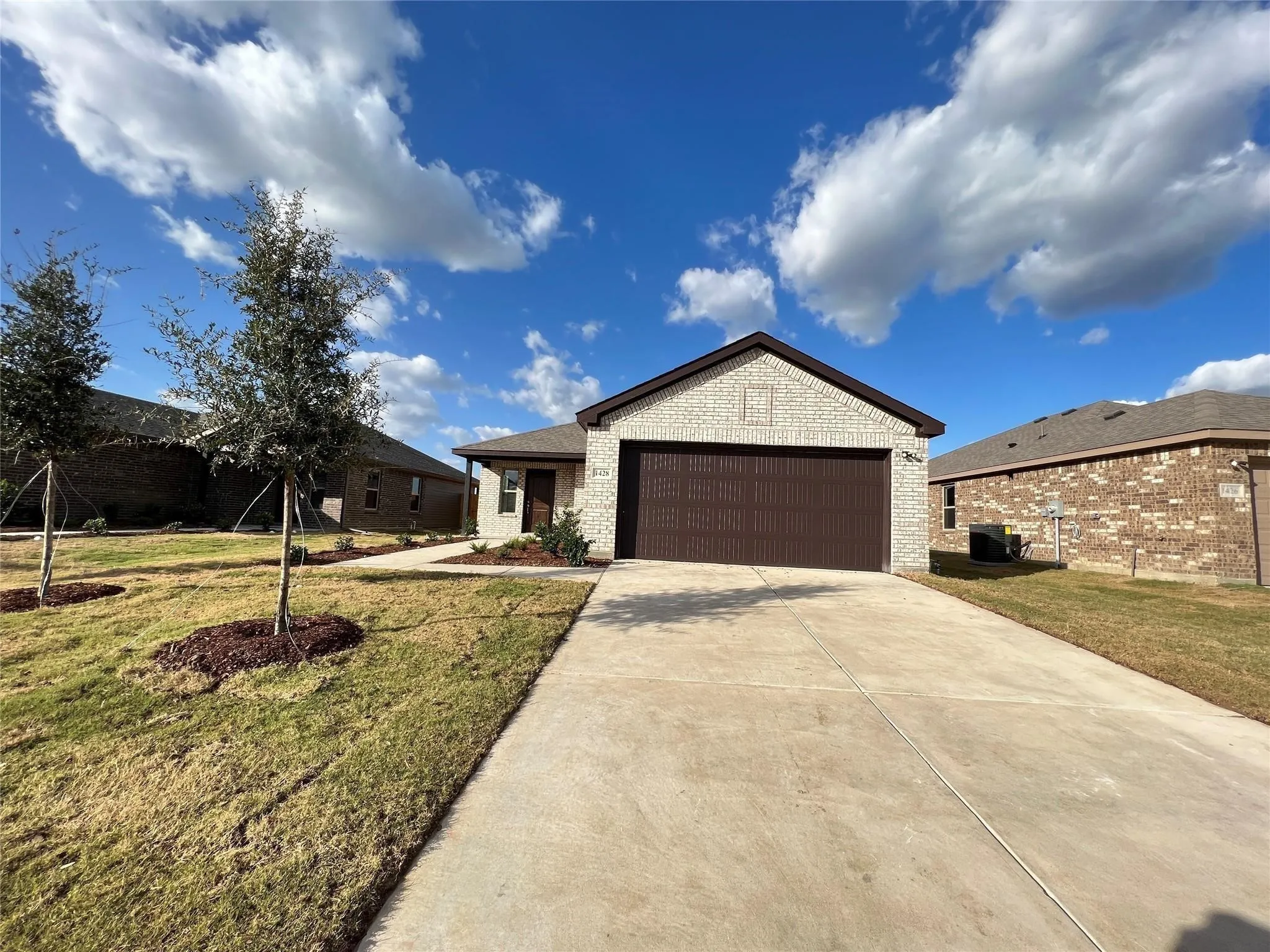 Single Family Residence For Rent in Hunt County , 1428 Warringwood Drive, Greenville, Texas 75402, 4 Bedroom, 2 Bathroom, 2 Garage spaces, 1,473 Sqft, built in 2021, mls#21375038, Real Estate Agent in Greenville, Homes For Rent in Hunt county, Homes For Rent in Greenville, Realtor in Greenville Texas, Real Estate Brokerage Independent Realty Texas, Luminita Cordes Realtor