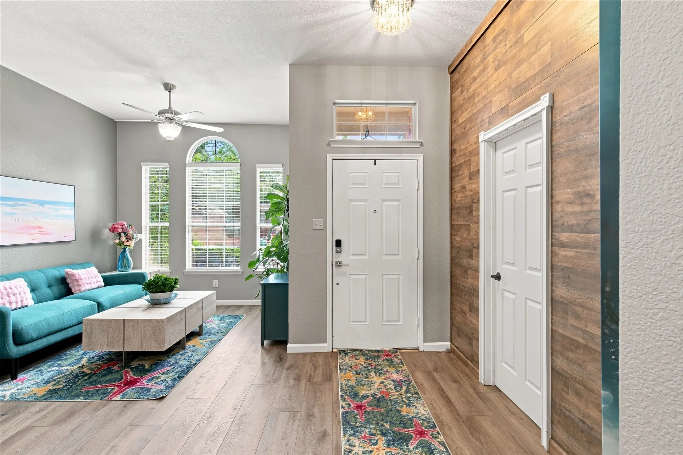 Single Family Residence For Sale in Collin County , 5912 Pine Meadow Lane, Mc Kinney, Texas 75070, 4 Bedroom, 2 Bathroom, 3 Garage spaces, 2,222 Sqft, built in 2002, mls#21374938, Real Estate Agent in Mc Kinney, Homes For Sale in Collin county, Homes For Sale in Mc Kinney, Realtor in Mc Kinney Texas, Real Estate Brokerage Independent Realty Texas, Luminita Cordes Realtor