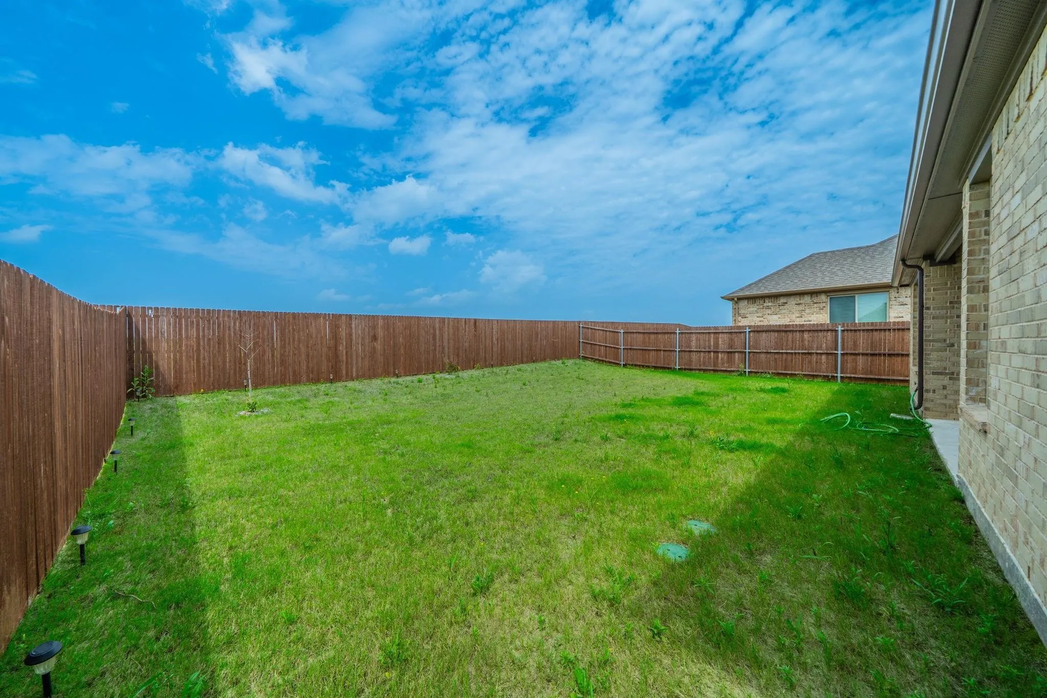 Single Family Residence For Rent in Johnson County , 1057 Nighthawk Trail, Alvarado, Texas 76009, 3 Bedroom, 2 Bathroom, 2 Garage spaces, 1,803 Sqft, built in 2024, mls#21375044, Real Estate Agent in Alvarado, Homes For Rent in Johnson county, Homes For Rent in Alvarado, Realtor in Alvarado Texas, Real Estate Brokerage Independent Realty Texas, Luminita Cordes Realtor