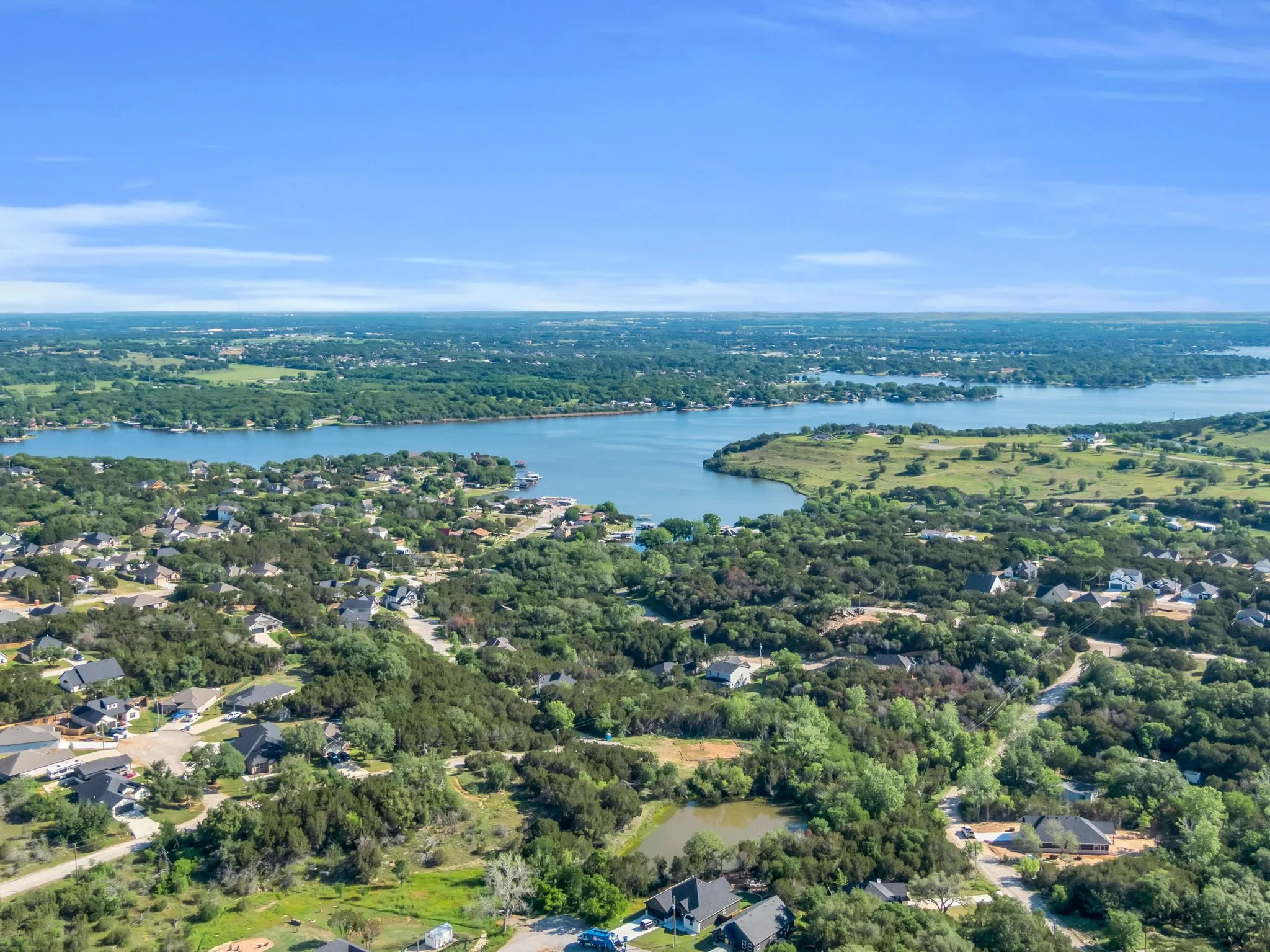Your chance for living the lake life