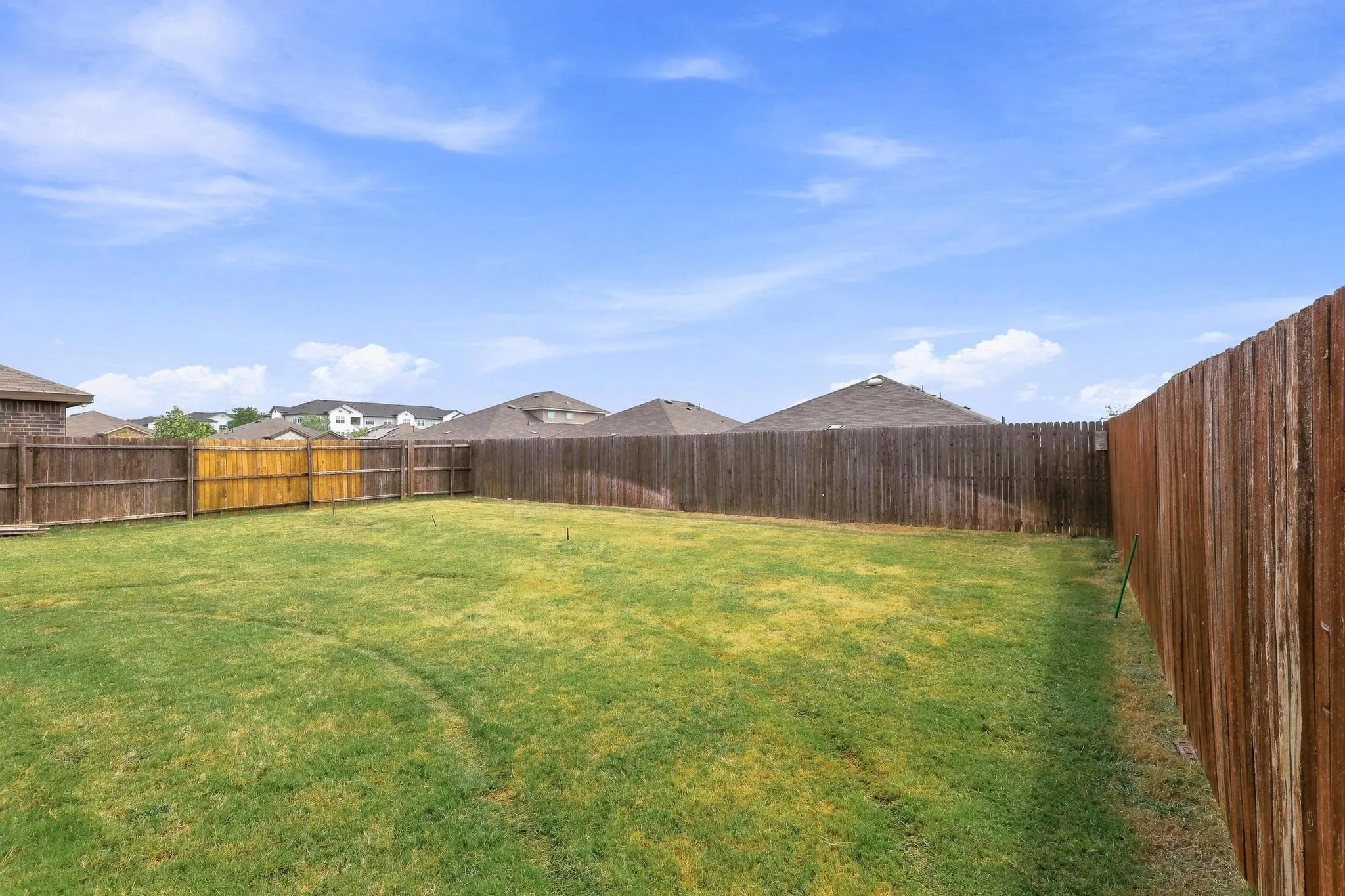 Single Family Residence For Sale in Denton County , 2908 Royal Acres, Denton, Texas 76209, 4 Bedroom, 2 Bathroom, 2 Garage spaces, 1,701 Sqft, built in 2021, mls#21373983, Real Estate Agent in Denton, Homes For Sale in Denton county, Homes For Sale in Denton, Realtor in Denton Texas, Real Estate Brokerage Independent Realty Texas, Luminita Cordes Realtor