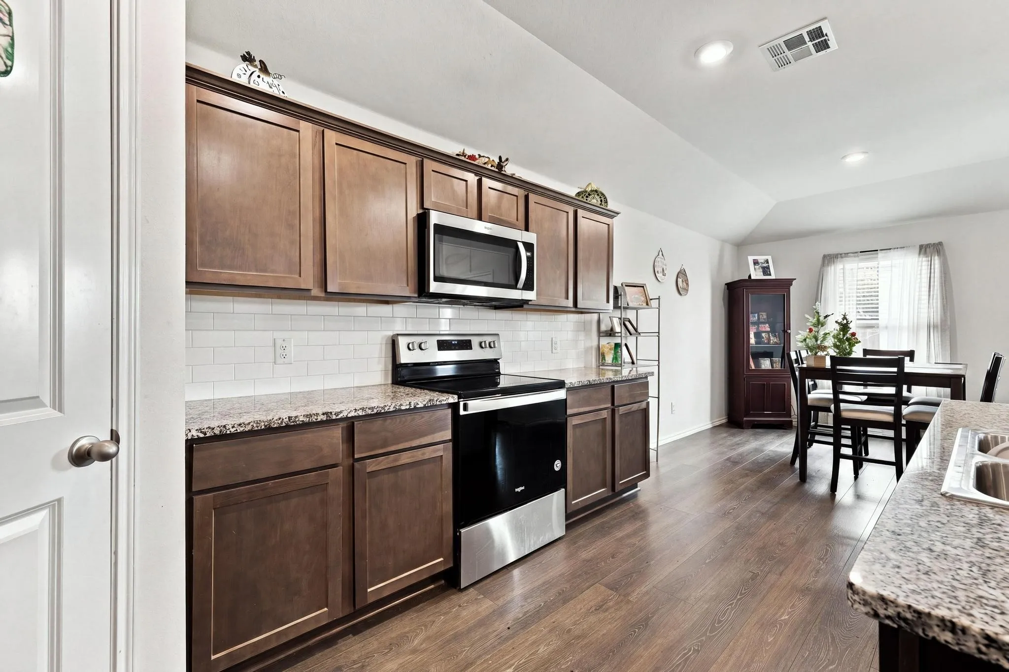 Single Family Residence For Sale in Denton County , 2908 Royal Acres, Denton, Texas 76209, 4 Bedroom, 2 Bathroom, 2 Garage spaces, 1,701 Sqft, built in 2021, mls#21373983, Real Estate Agent in Denton, Homes For Sale in Denton county, Homes For Sale in Denton, Realtor in Denton Texas, Real Estate Brokerage Independent Realty Texas, Luminita Cordes Realtor