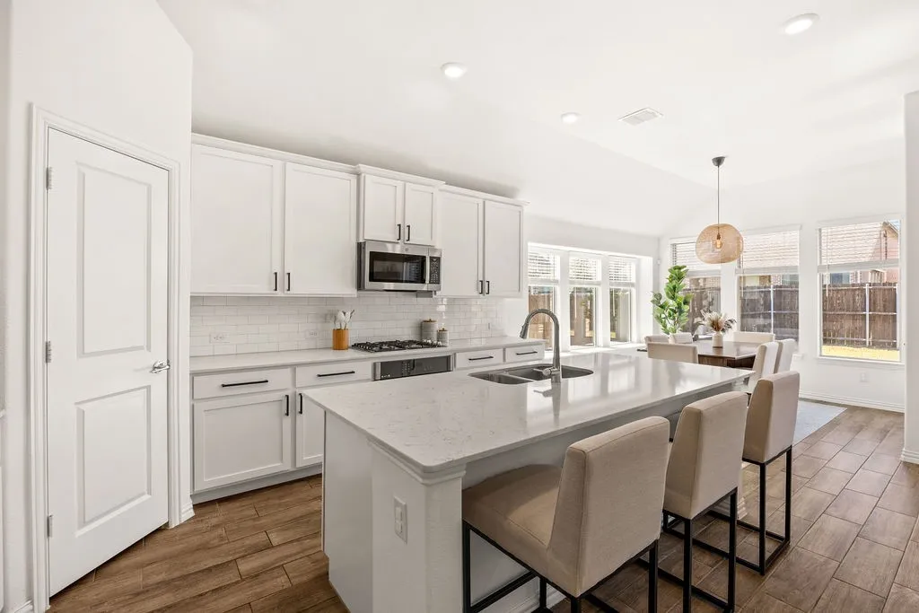 Single Family Residence For Sale in Collin County , 3320 Prairie Place, Mc Kinney, Texas 75071, 4 Bedroom, 4 Bathroom, 2 Garage spaces, 2,506 Sqft, built in 2021, mls#21369764, Real Estate Agent in Mc Kinney, Homes For Sale in Collin county, Homes For Sale in Mc Kinney, Realtor in Mc Kinney Texas, Real Estate Brokerage Independent Realty Texas, Luminita Cordes Realtor