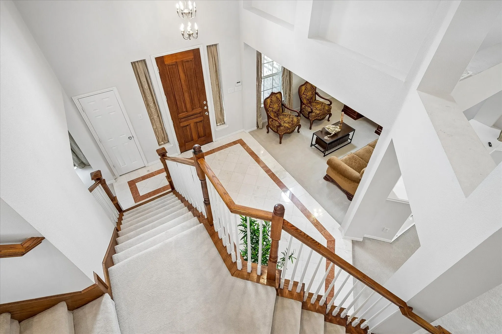 Single Family Residence For Sale in Collin County , 2209 Windy Ridge Court, Plano, Texas 75025, 5 Bedroom, 5 Bathroom, 2 Garage spaces, 3,698 Sqft, built in 1999, mls#21375053, Real Estate Agent in Plano, Homes For Sale in Collin county, Homes For Sale in Plano, Realtor in Plano Texas, Real Estate Brokerage Independent Realty Texas, Luminita Cordes Realtor
