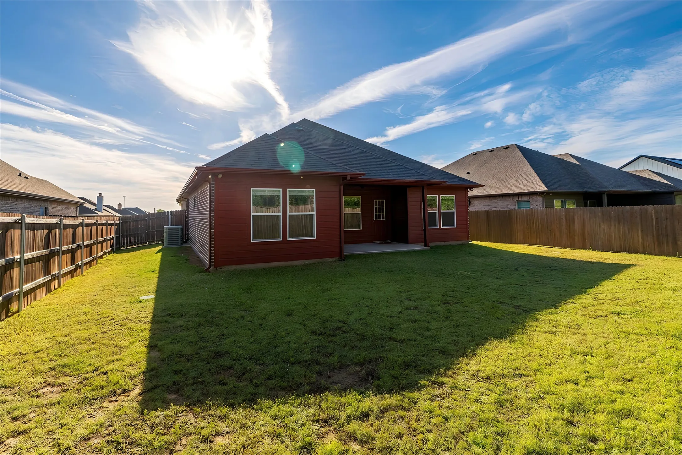 Single Family Residence For Rent in Parker County , 405 Titus Drive, Springtown, Texas 76082, 3 Bedroom, 3 Bathroom, 2 Garage spaces, 1,648 Sqft, built in 2022, mls#21375009, Real Estate Agent in Springtown, Homes For Rent in Parker county, Homes For Rent in Springtown, Realtor in Springtown Texas, Real Estate Brokerage Independent Realty Texas, Luminita Cordes Realtor