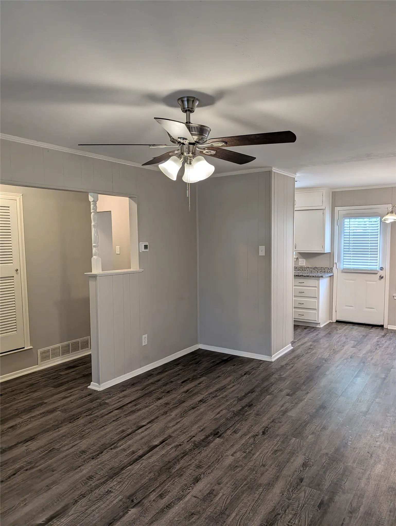 Single Family Residence For Rent in Tarrant County , 245 Rancho Drive, Saginaw, Texas 76179, 3 Bedroom, 2 Bathroom, Garage spaces, 1,740 Sqft, built in 1970, mls#21375063, Real Estate Agent in Saginaw, Homes For Rent in Tarrant county, Homes For Rent in Saginaw, Realtor in Saginaw Texas, Real Estate Brokerage Independent Realty Texas, Luminita Cordes Realtor