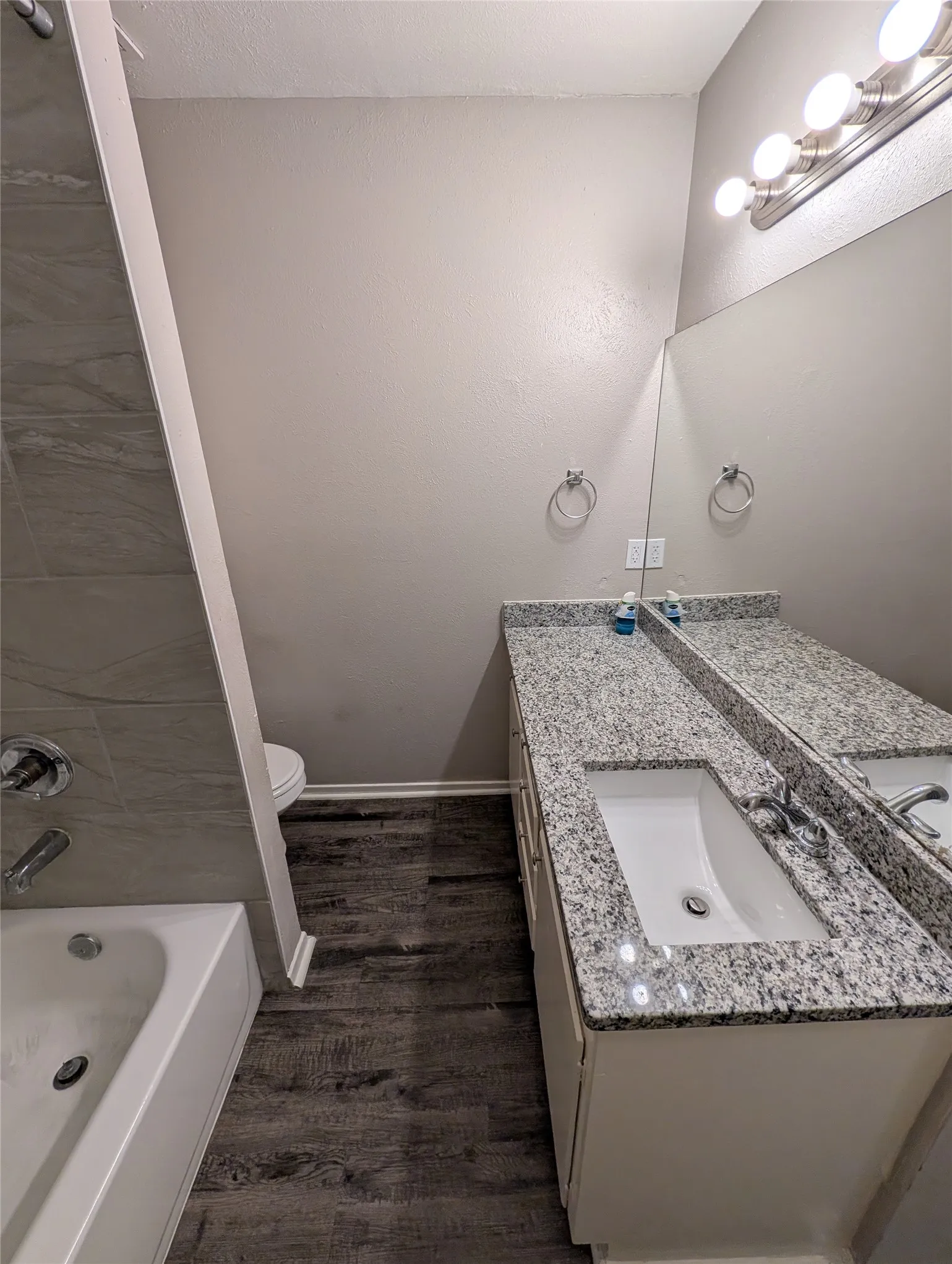 Single Family Residence For Rent in Tarrant County , 245 Rancho Drive, Saginaw, Texas 76179, 3 Bedroom, 2 Bathroom, Garage spaces, 1,740 Sqft, built in 1970, mls#21375063, Real Estate Agent in Saginaw, Homes For Rent in Tarrant county, Homes For Rent in Saginaw, Realtor in Saginaw Texas, Real Estate Brokerage Independent Realty Texas, Luminita Cordes Realtor