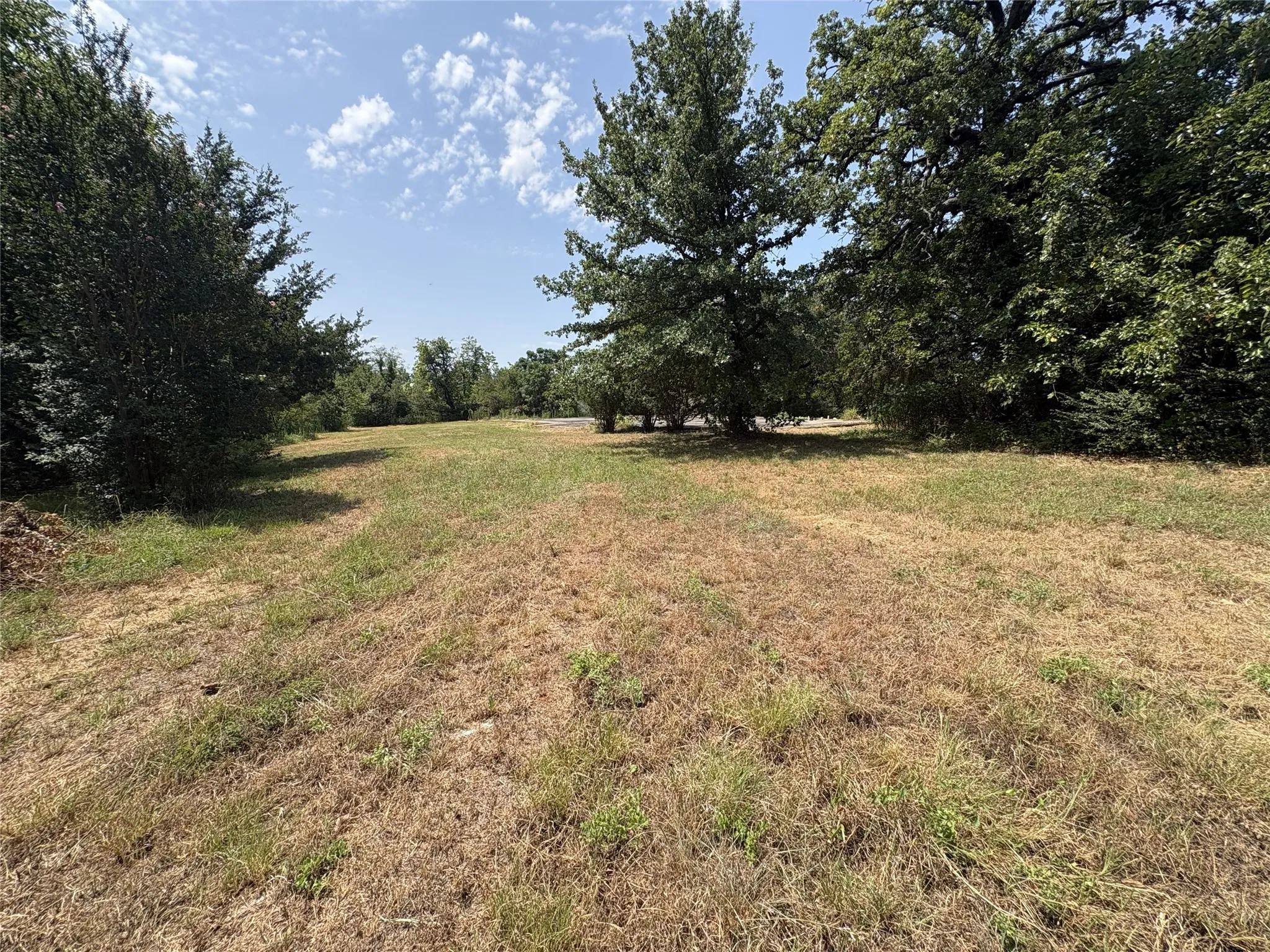 Improved Land For Sale in Grayson County , TBD S. Travis Avenue, Denison, Texas 75021, 0, 0, Garage spaces, 0 Sqft, built in 0, mls#21356747, Real Estate Agent in Denison, Homes For Sale in Grayson county, Homes For Sale in Denison, Realtor in Denison Texas, Real Estate Brokerage Independent Realty Texas, Luminita Cordes Realtor