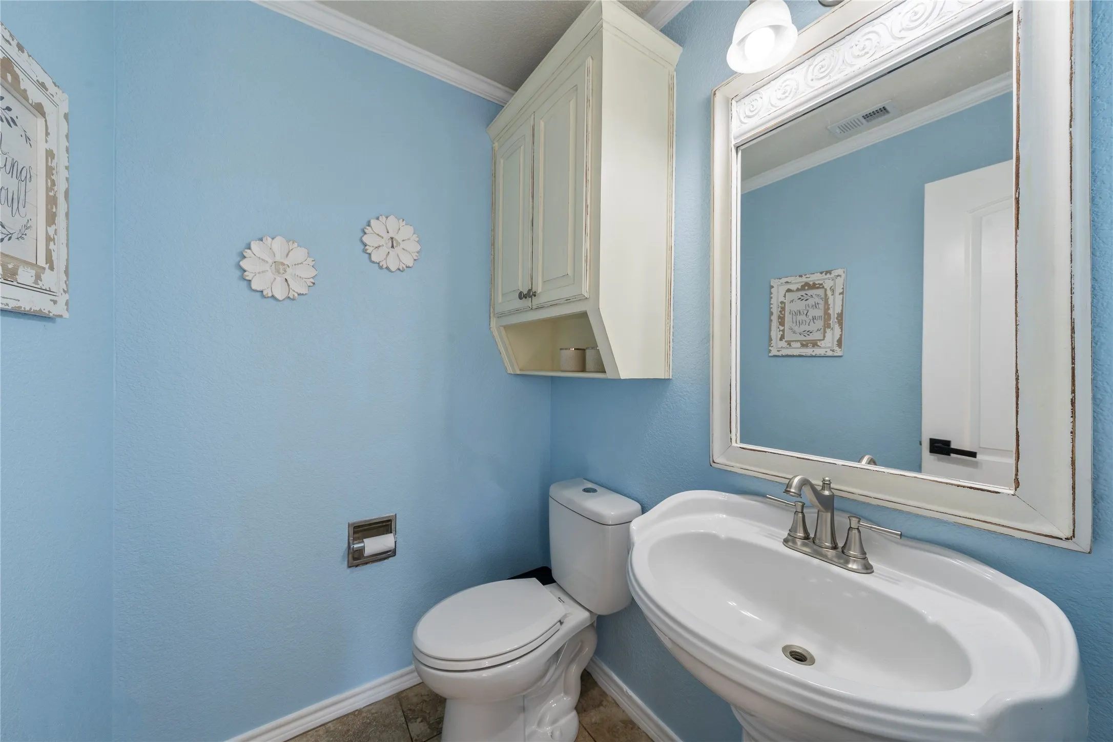 Single Family Residence For Sale in Mc Lennan County , 700 Lost Hunters, China Spring, Texas 76633, 4 Bedroom, 3 Bathroom, 2 Garage spaces, 2,348 Sqft, built in 2005, mls#21374198, Real Estate Agent in China Spring, Homes For Sale in Mc Lennan county, Homes For Sale in China Spring, Realtor in China Spring Texas, Real Estate Brokerage Independent Realty Texas, Luminita Cordes Realtor