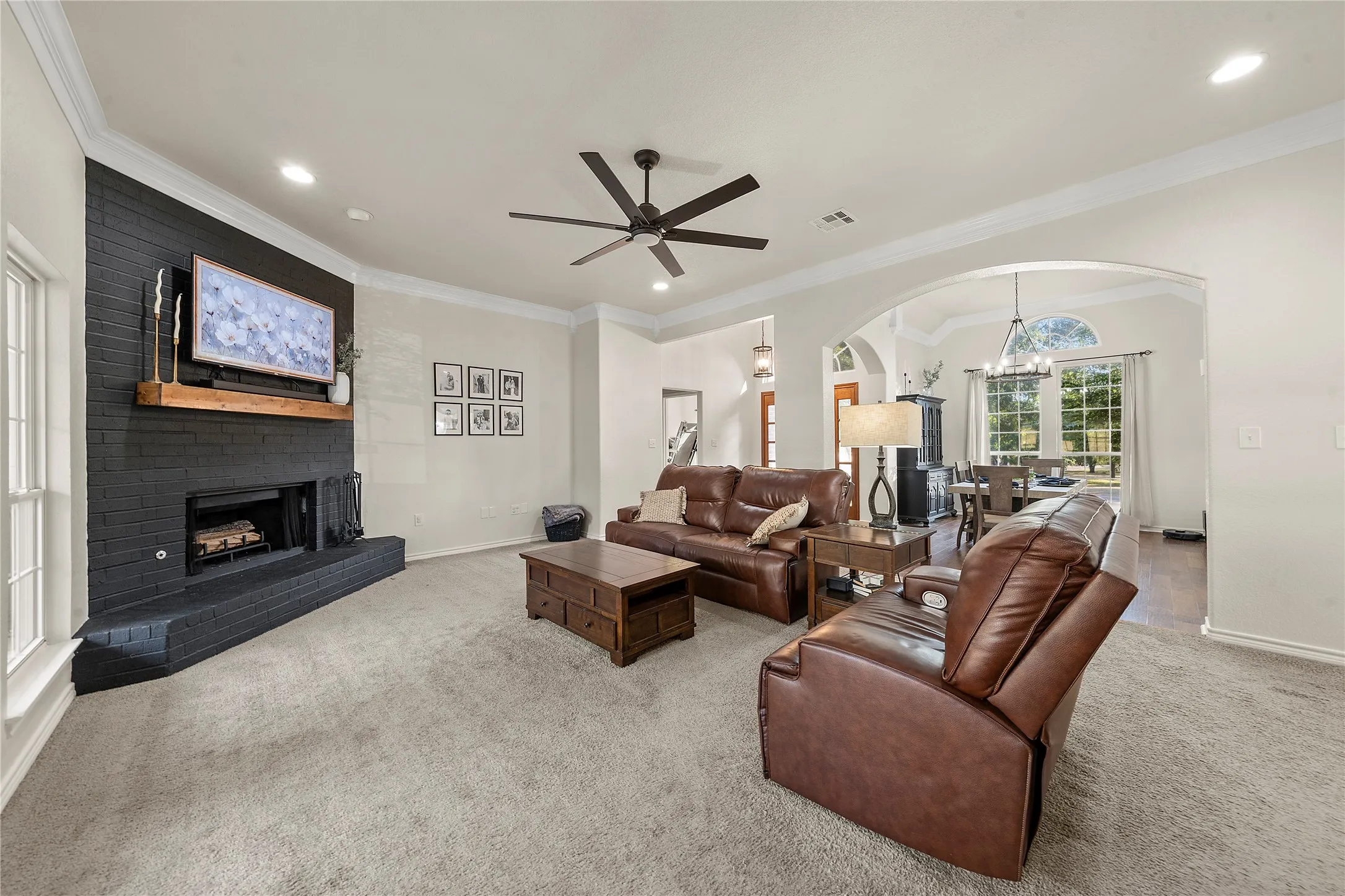 Single Family Residence For Sale in Mc Lennan County , 700 Lost Hunters, China Spring, Texas 76633, 4 Bedroom, 3 Bathroom, 2 Garage spaces, 2,348 Sqft, built in 2005, mls#21374198, Real Estate Agent in China Spring, Homes For Sale in Mc Lennan county, Homes For Sale in China Spring, Realtor in China Spring Texas, Real Estate Brokerage Independent Realty Texas, Luminita Cordes Realtor