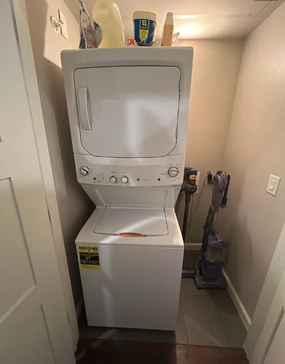 Stackable laundry appliances with white finish