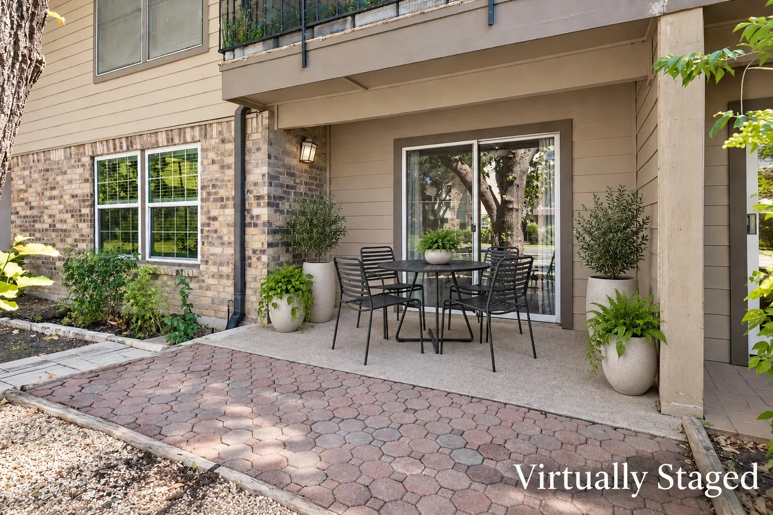Condominium For Sale in Dallas County , 5300 Keller Springs Road 1018, Dallas, Texas 75248, 1 Bedroom, 2 Bathroom, Garage spaces, 897 Sqft, built in 1982, mls#21364115, Real Estate Agent in Dallas, Homes For Sale in Dallas county, Homes For Sale in Dallas, Realtor in Dallas Texas, Real Estate Brokerage Independent Realty Texas, Luminita Cordes Realtor