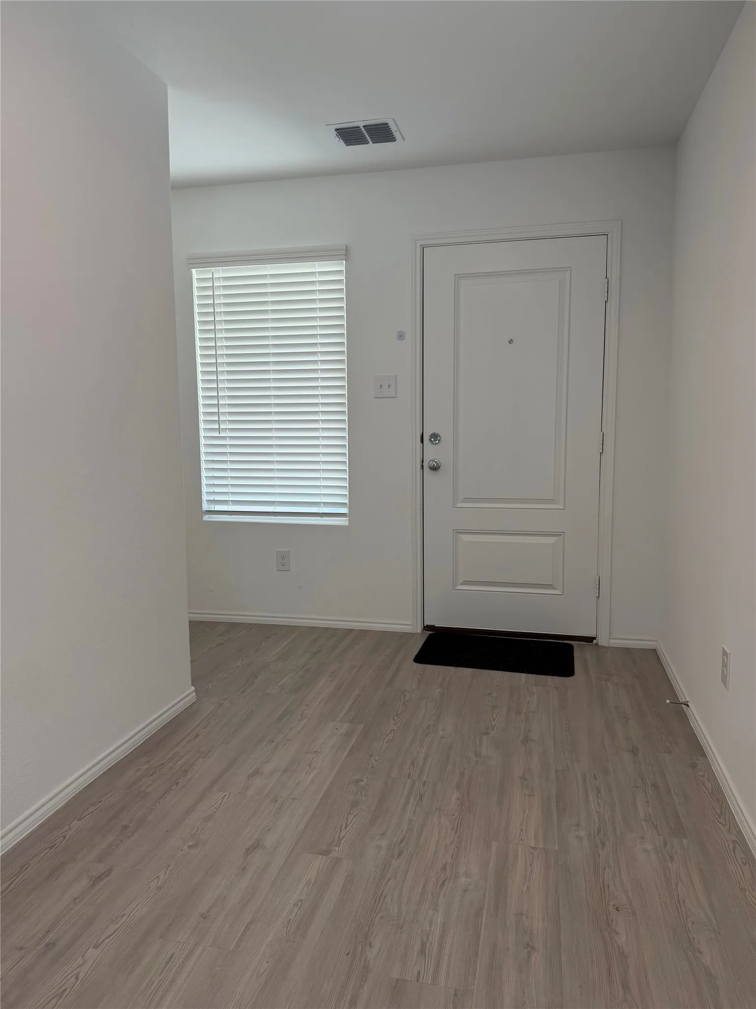 Single Family Residence For Rent in Wise County , 11719 Bone Spring Drive, Rhome, Texas 76078, 3 Bedroom, 2 Bathroom, 2 Garage spaces, 1,411 Sqft, built in 2024, mls#21375106, Real Estate Agent in Rhome, Homes For Rent in Wise county, Homes For Rent in Rhome, Realtor in Rhome Texas, Real Estate Brokerage Independent Realty Texas, Luminita Cordes Realtor