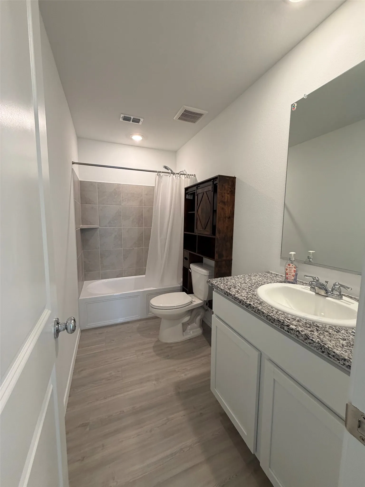 Single Family Residence For Rent in Wise County , 11719 Bone Spring Drive, Rhome, Texas 76078, 3 Bedroom, 2 Bathroom, 2 Garage spaces, 1,411 Sqft, built in 2024, mls#21375106, Real Estate Agent in Rhome, Homes For Rent in Wise county, Homes For Rent in Rhome, Realtor in Rhome Texas, Real Estate Brokerage Independent Realty Texas, Luminita Cordes Realtor