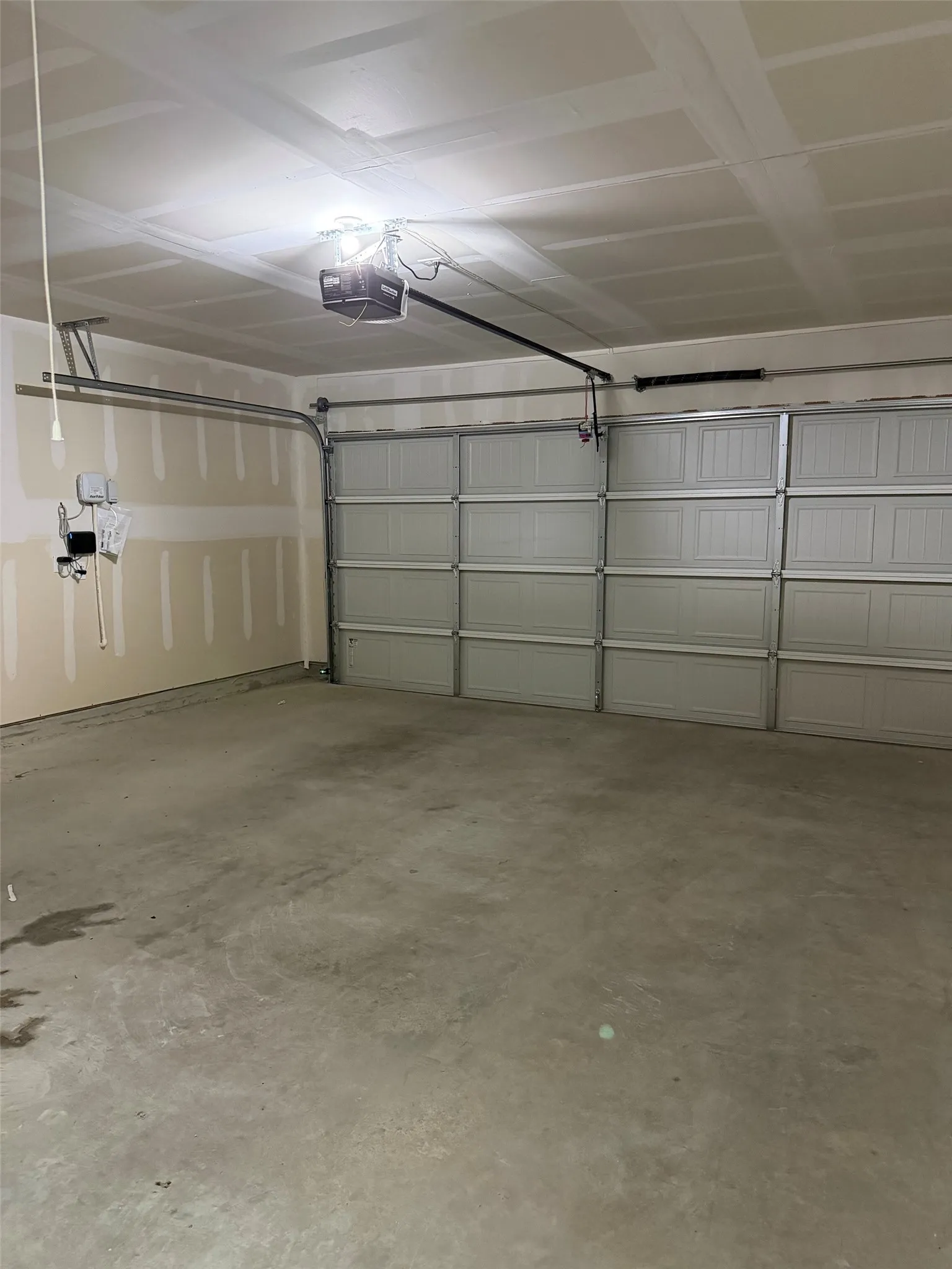 Single Family Residence For Rent in Wise County , 11719 Bone Spring Drive, Rhome, Texas 76078, 3 Bedroom, 2 Bathroom, 2 Garage spaces, 1,411 Sqft, built in 2024, mls#21375106, Real Estate Agent in Rhome, Homes For Rent in Wise county, Homes For Rent in Rhome, Realtor in Rhome Texas, Real Estate Brokerage Independent Realty Texas, Luminita Cordes Realtor