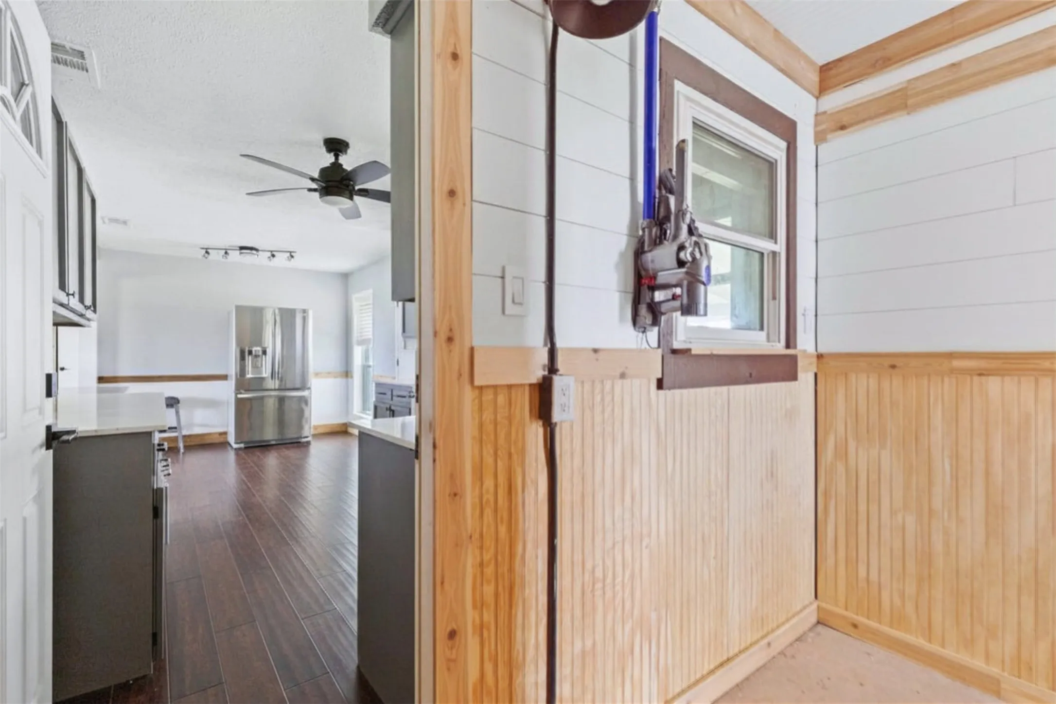 Single Family Residence For Sale in Fannin County , 5772 N State Highway 78, Bonham, Texas 75418, 3 Bedroom, 1 Bathroom, Garage spaces, 1,495 Sqft, built in 1967, mls#21375114, Real Estate Agent in Bonham, Homes For Sale in Fannin county, Homes For Sale in Bonham, Realtor in Bonham Texas, Real Estate Brokerage Independent Realty Texas, Luminita Cordes Realtor