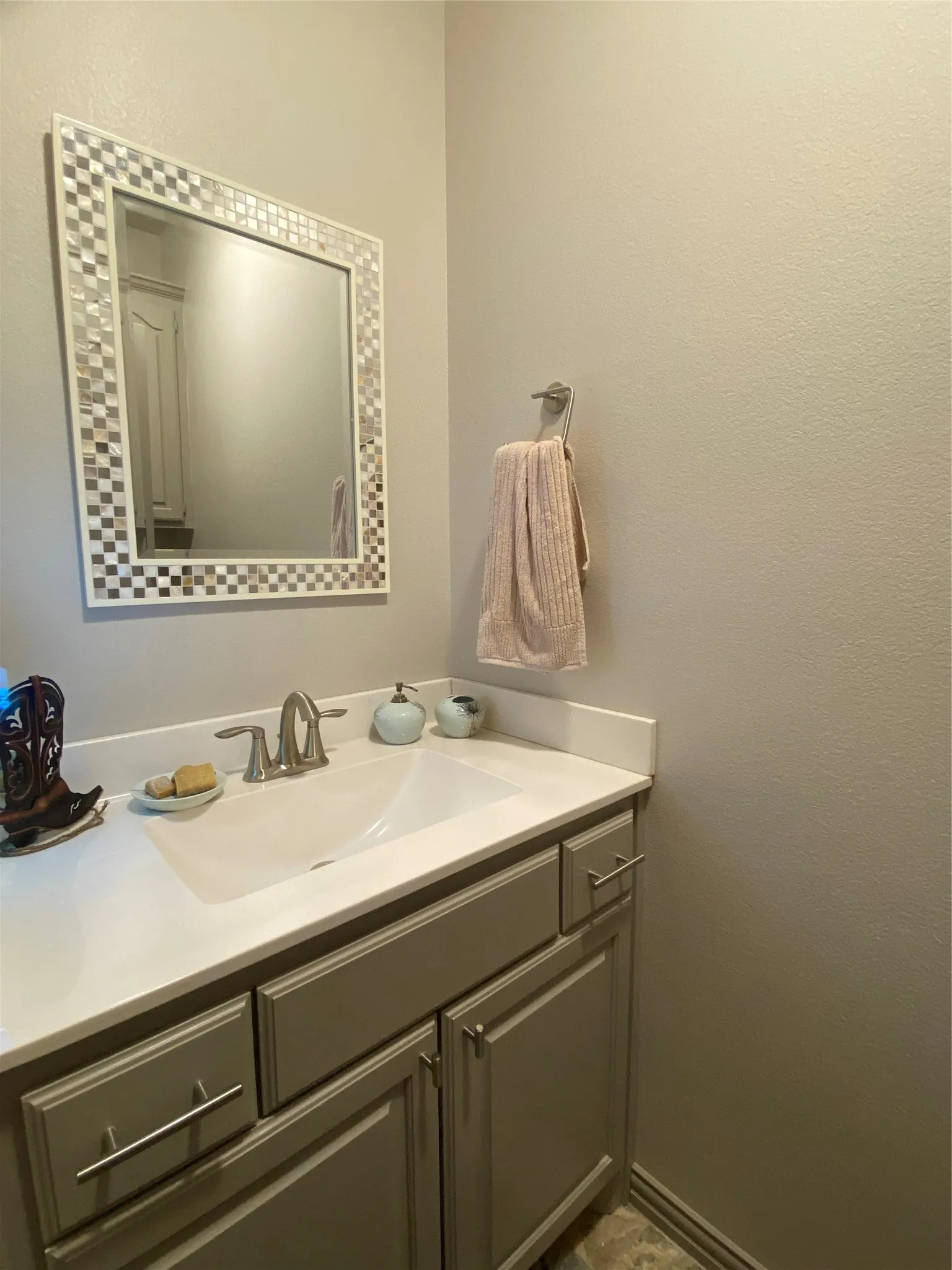 1/2 bath