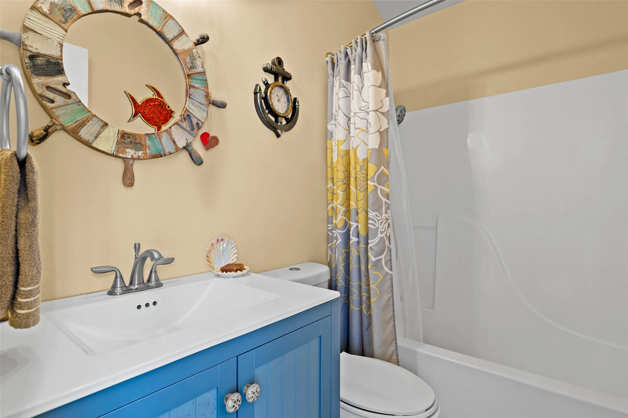 Single Family Residence For Sale in Marion County , 670 Redbud Drive, Avinger, Texas 75630, 2 Bedroom, 2 Bathroom, Garage spaces, 1,500 Sqft, built in 1999, mls#21374771, Real Estate Agent in Avinger, Homes For Sale in Marion county, Homes For Sale in Avinger, Realtor in Avinger Texas, Real Estate Brokerage Independent Realty Texas, Luminita Cordes Realtor