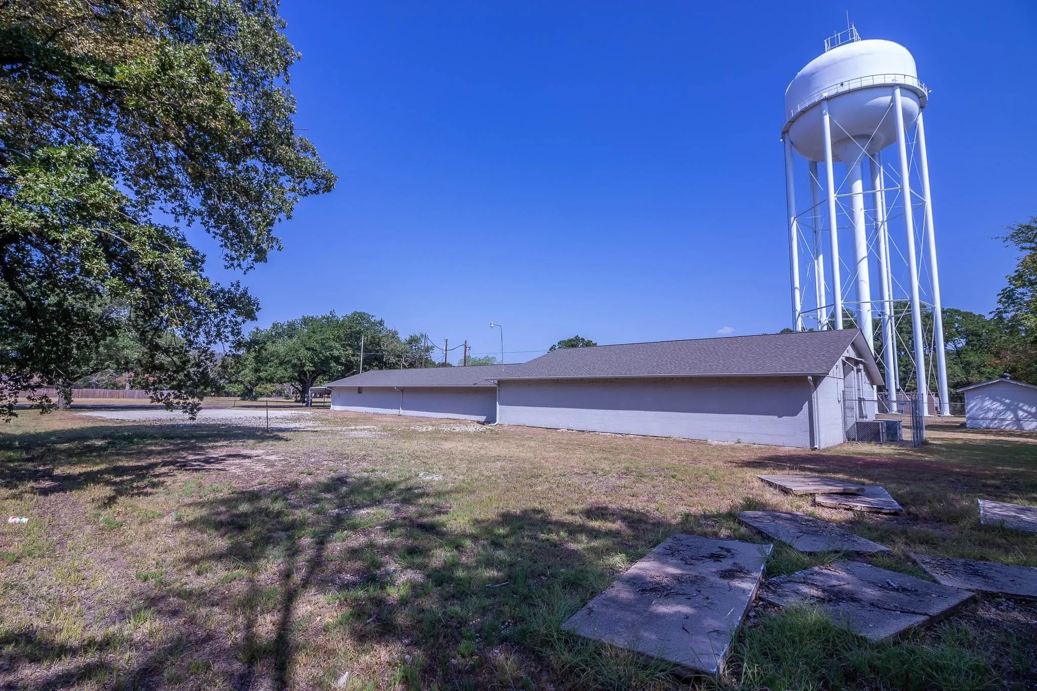 Business For Sale in Henderson County , 402 Legendary Lane, Gun Barrel City, Texas 75156, 0, 0, Garage spaces, 0 Sqft, built in 1975, mls#21375102, Real Estate Agent in Gun Barrel City, Homes For Sale in Henderson county, Homes For Sale in Gun Barrel City, Realtor in Gun Barrel City Texas, Real Estate Brokerage Independent Realty Texas, Luminita Cordes Realtor