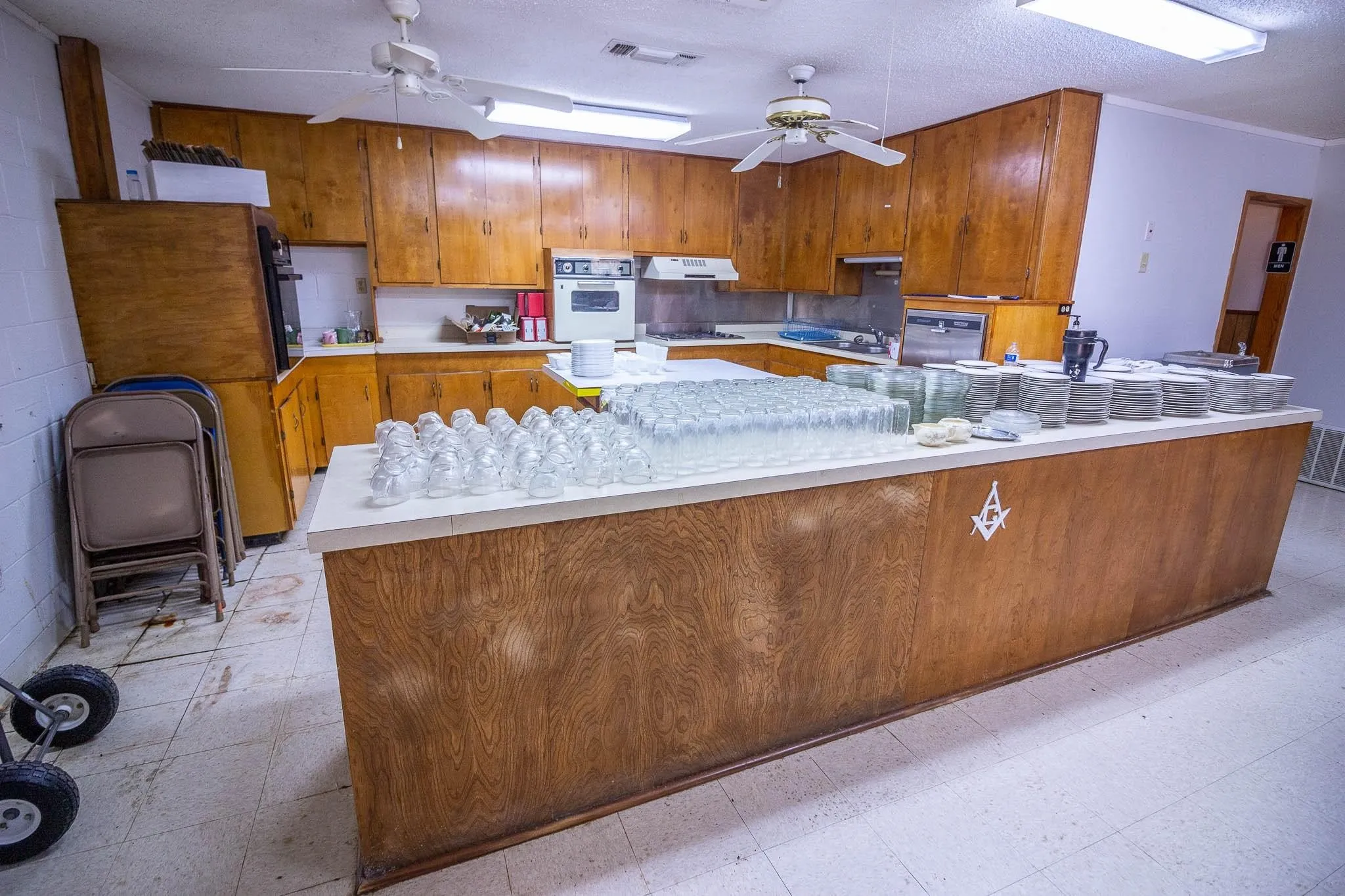 Business For Sale in Henderson County , 402 Legendary Lane, Gun Barrel City, Texas 75156, 0, 0, Garage spaces, 0 Sqft, built in 1975, mls#21375102, Real Estate Agent in Gun Barrel City, Homes For Sale in Henderson county, Homes For Sale in Gun Barrel City, Realtor in Gun Barrel City Texas, Real Estate Brokerage Independent Realty Texas, Luminita Cordes Realtor