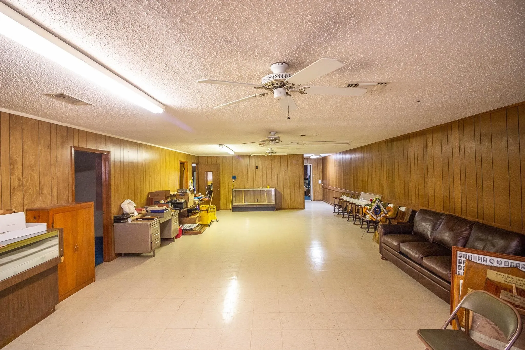 Business For Sale in Henderson County , 402 Legendary Lane, Gun Barrel City, Texas 75156, 0, 0, Garage spaces, 0 Sqft, built in 1975, mls#21375102, Real Estate Agent in Gun Barrel City, Homes For Sale in Henderson county, Homes For Sale in Gun Barrel City, Realtor in Gun Barrel City Texas, Real Estate Brokerage Independent Realty Texas, Luminita Cordes Realtor