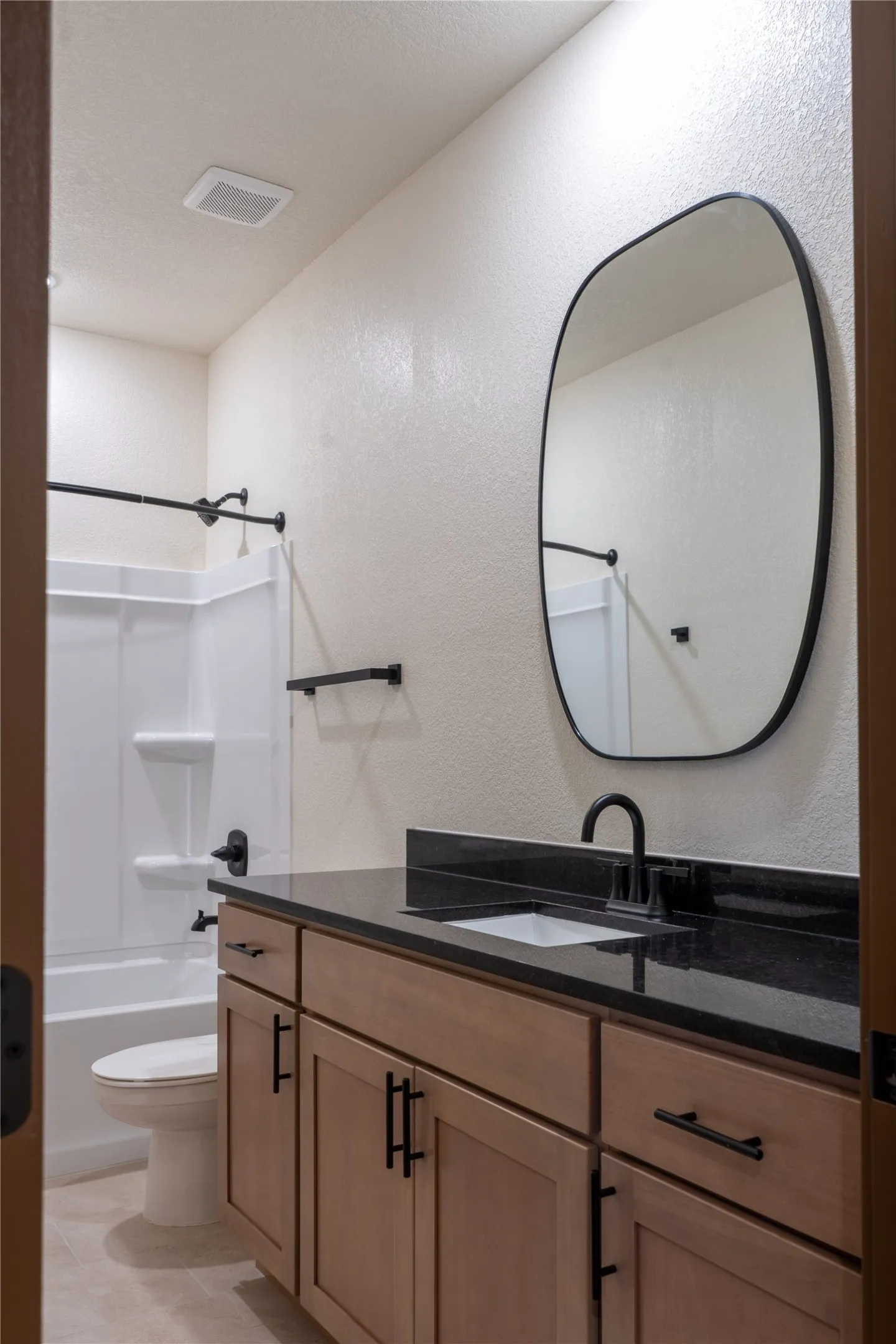 Single Family Residence For Sale in Johnson County , 13525 Bonanza Circle, Cresson, Texas 76035, 3 Bedroom, 2 Bathroom, 2 Garage spaces, 1,665 Sqft, built in 2026, mls#21375131, Real Estate Agent in Cresson, Homes For Sale in Johnson county, Homes For Sale in Cresson, Realtor in Cresson Texas, Real Estate Brokerage Independent Realty Texas, Luminita Cordes Realtor