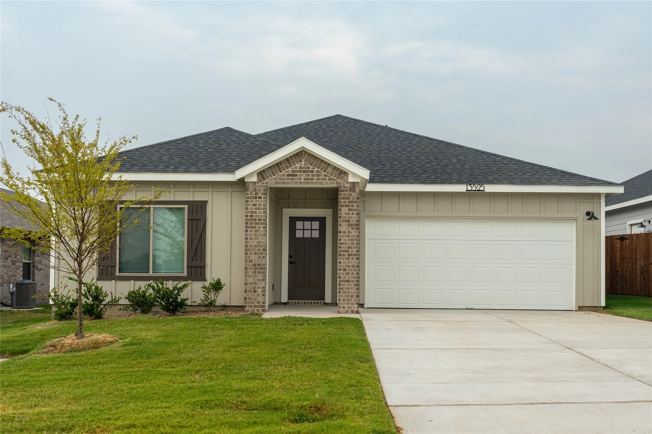 Single Family Residence For Sale in Johnson County , 13525 Bonanza Circle, Cresson, Texas 76035, 3 Bedroom, 2 Bathroom, 2 Garage spaces, 1,665 Sqft, built in 2026, mls#21375131, Real Estate Agent in Cresson, Homes For Sale in Johnson county, Homes For Sale in Cresson, Realtor in Cresson Texas, Real Estate Brokerage Independent Realty Texas, Luminita Cordes Realtor