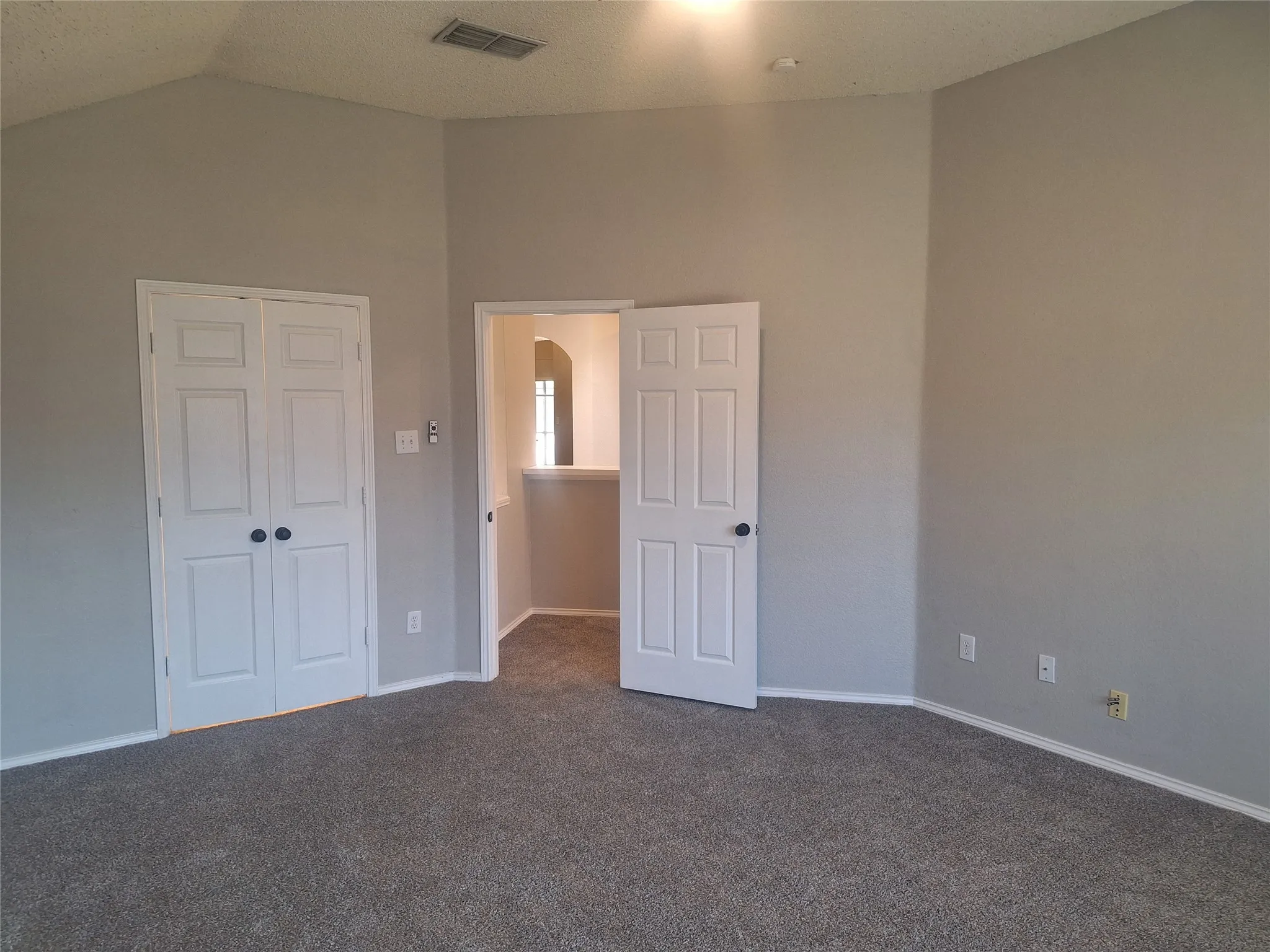 Single Family Residence For Rent in Tarrant County , 3516 Paladin Place, Fort Worth, Texas 76137, 3 Bedroom, 2 Bathroom, 2 Garage spaces, 1,859 Sqft, built in 1998, mls#21375067, Real Estate Agent in Fort Worth, Homes For Rent in Tarrant county, Homes For Rent in Fort Worth, Realtor in Fort Worth Texas, Real Estate Brokerage Independent Realty Texas, Luminita Cordes Realtor
