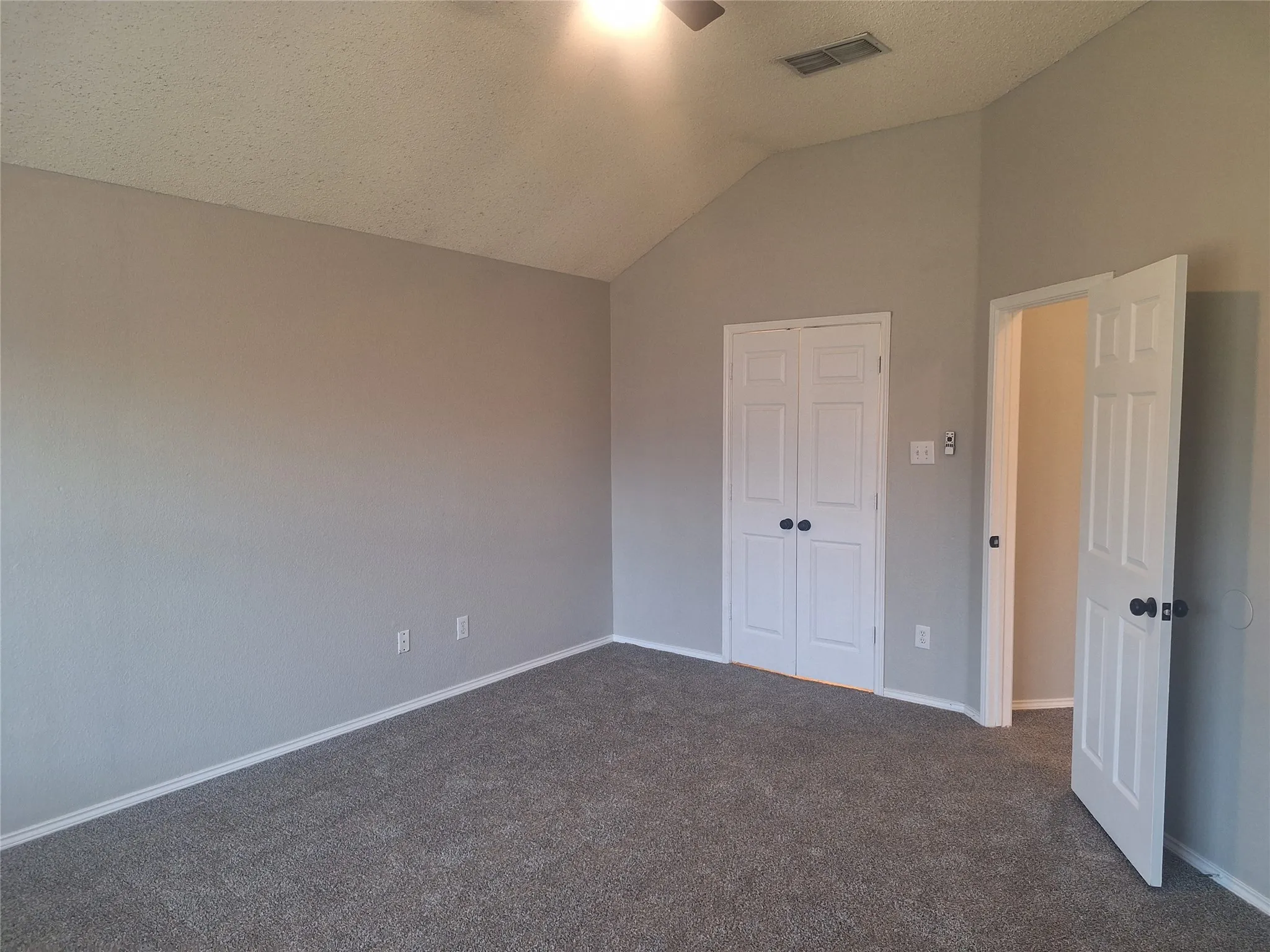 Single Family Residence For Rent in Tarrant County , 3516 Paladin Place, Fort Worth, Texas 76137, 3 Bedroom, 2 Bathroom, 2 Garage spaces, 1,859 Sqft, built in 1998, mls#21375067, Real Estate Agent in Fort Worth, Homes For Rent in Tarrant county, Homes For Rent in Fort Worth, Realtor in Fort Worth Texas, Real Estate Brokerage Independent Realty Texas, Luminita Cordes Realtor